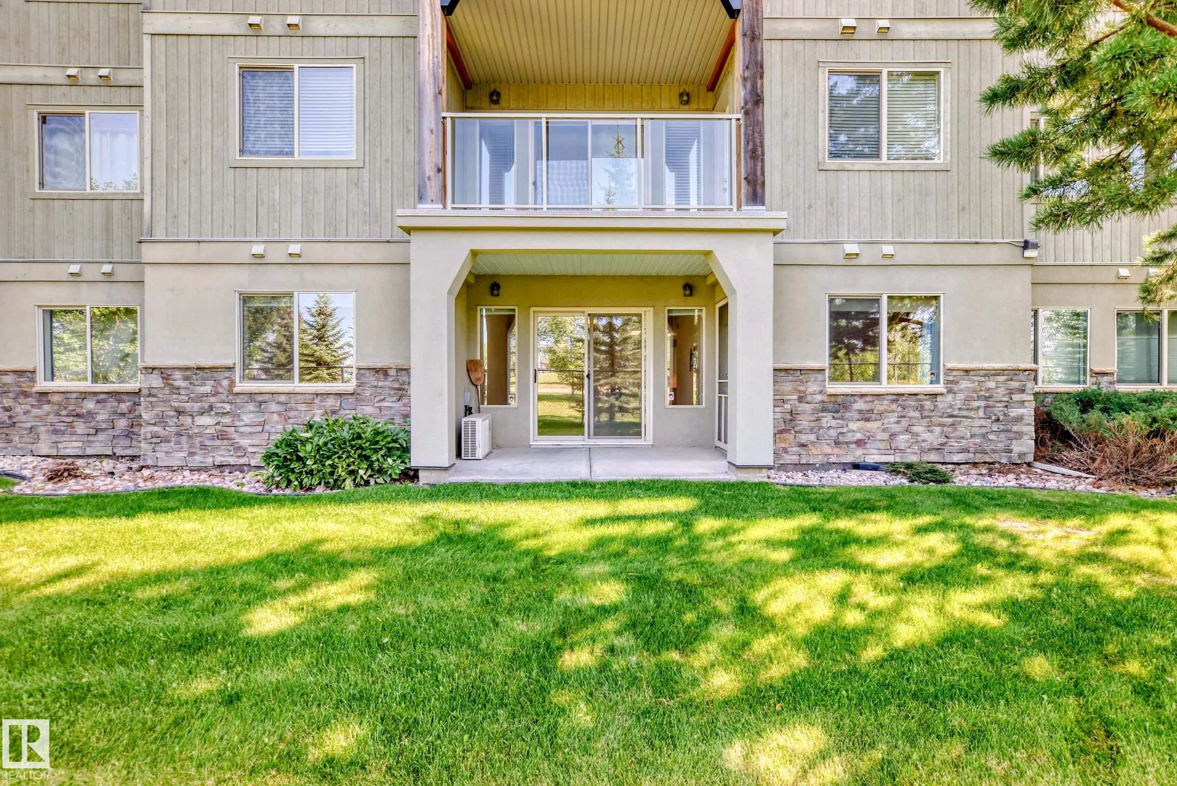 278 SUDER GREENS Drive