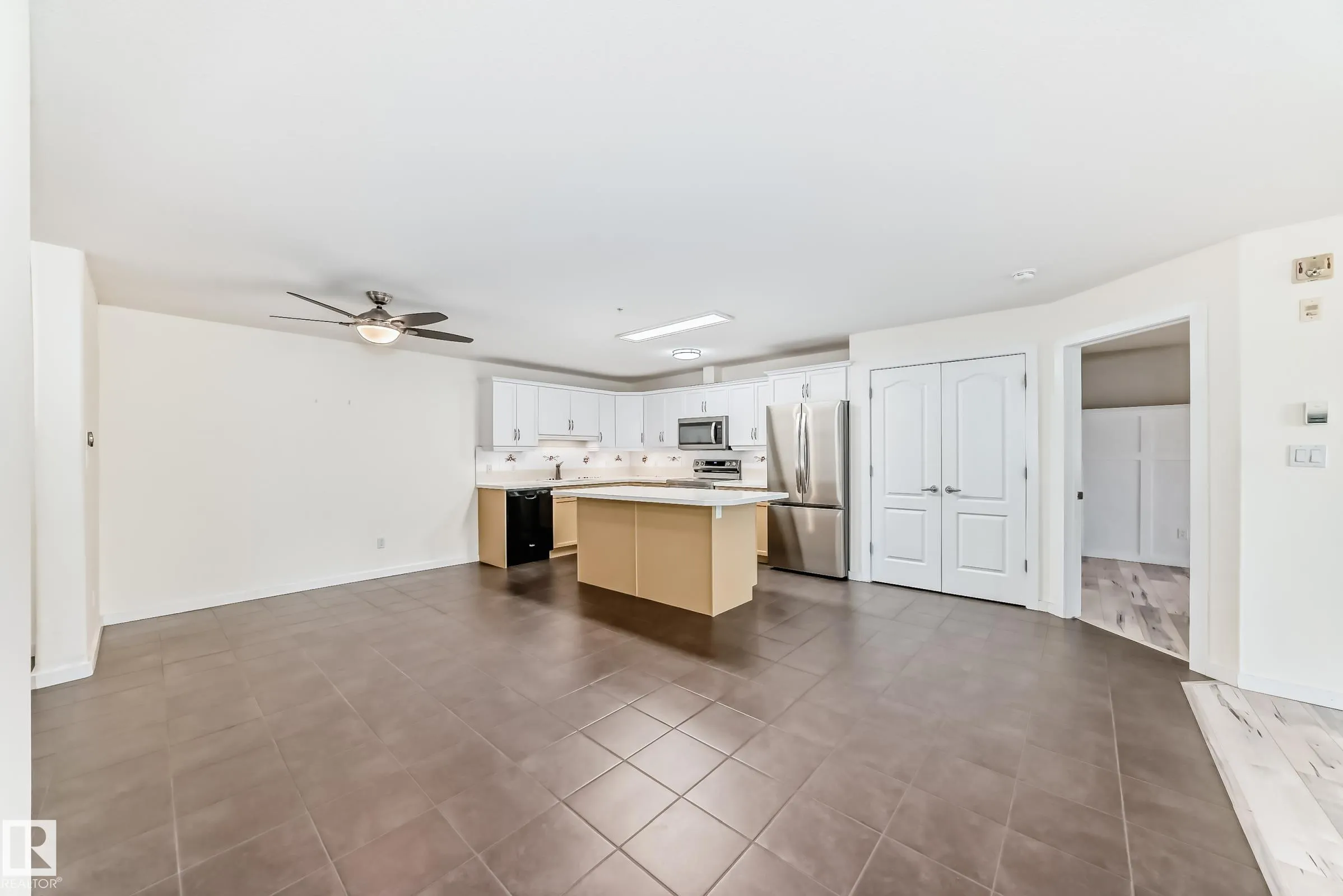 278 SUDER GREENS Drive