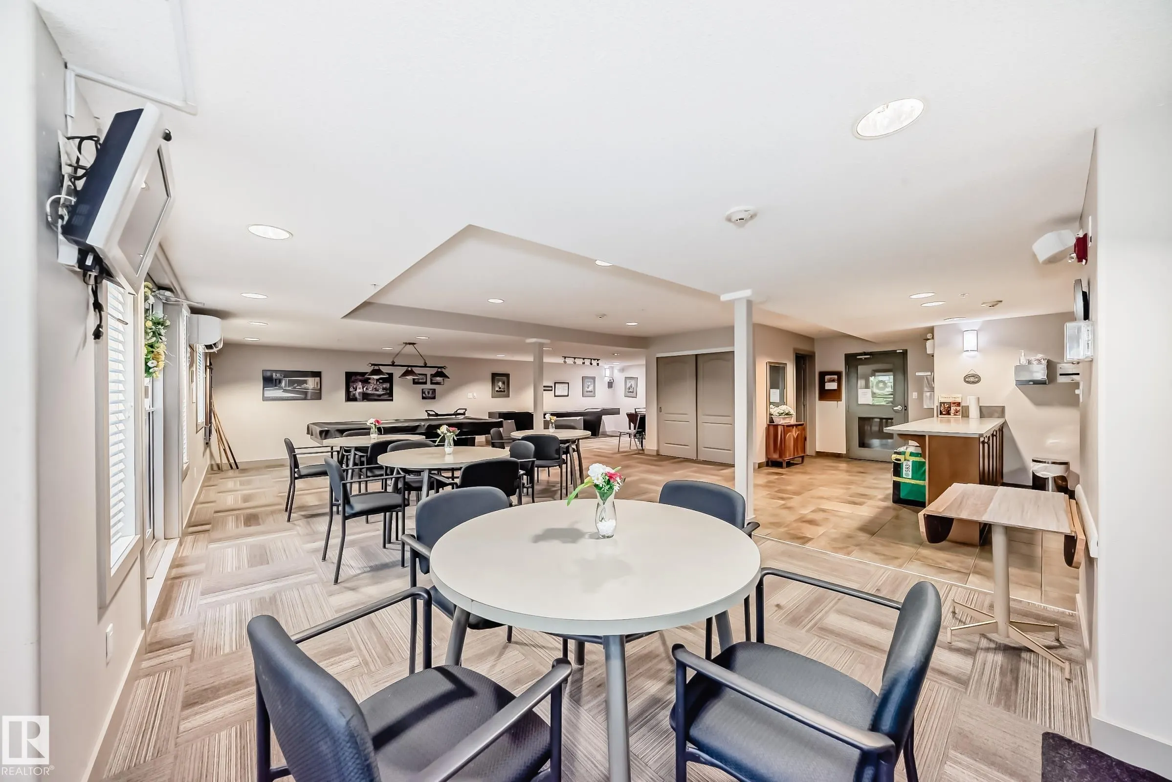 278 SUDER GREENS Drive