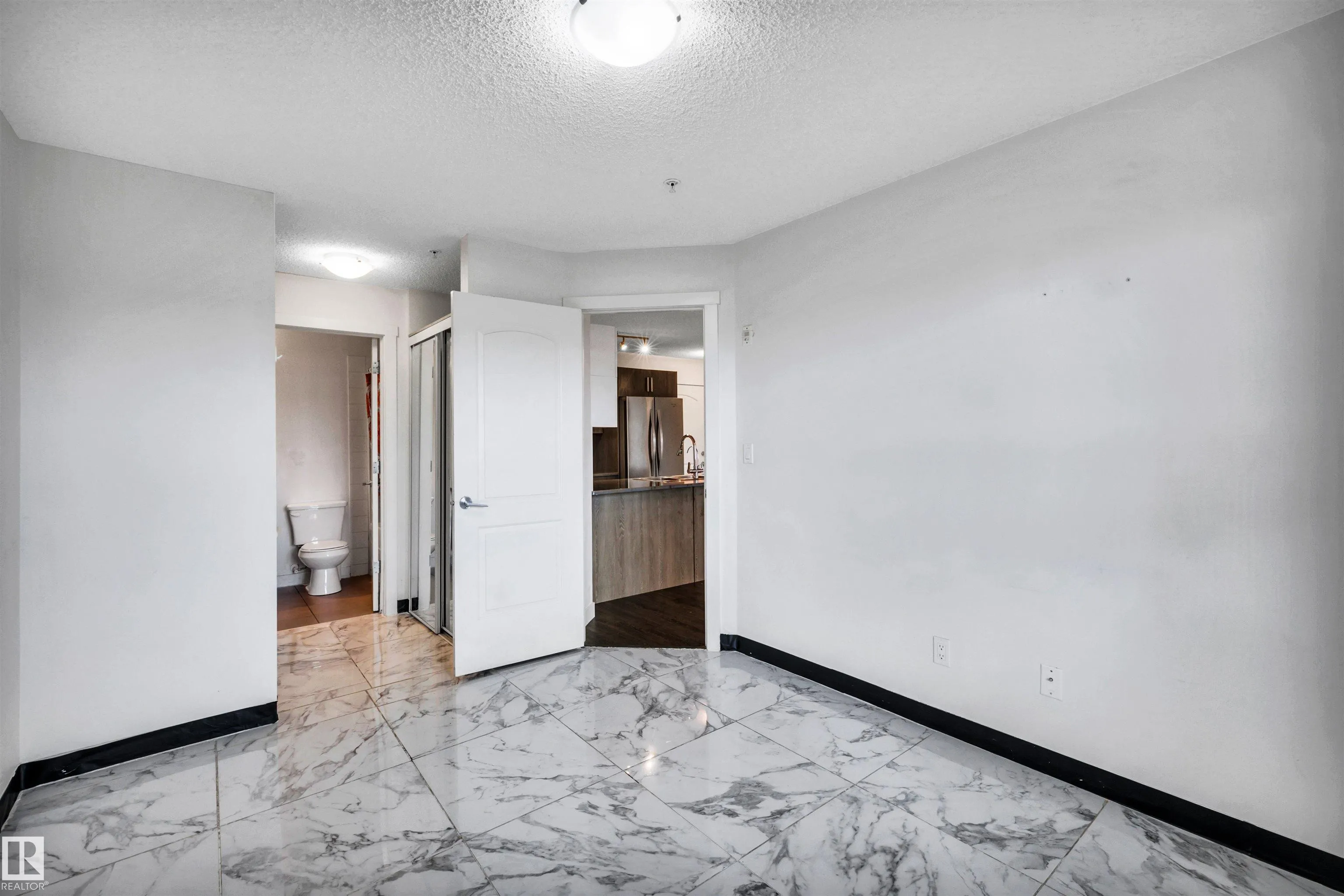 667 WATT Boulevard