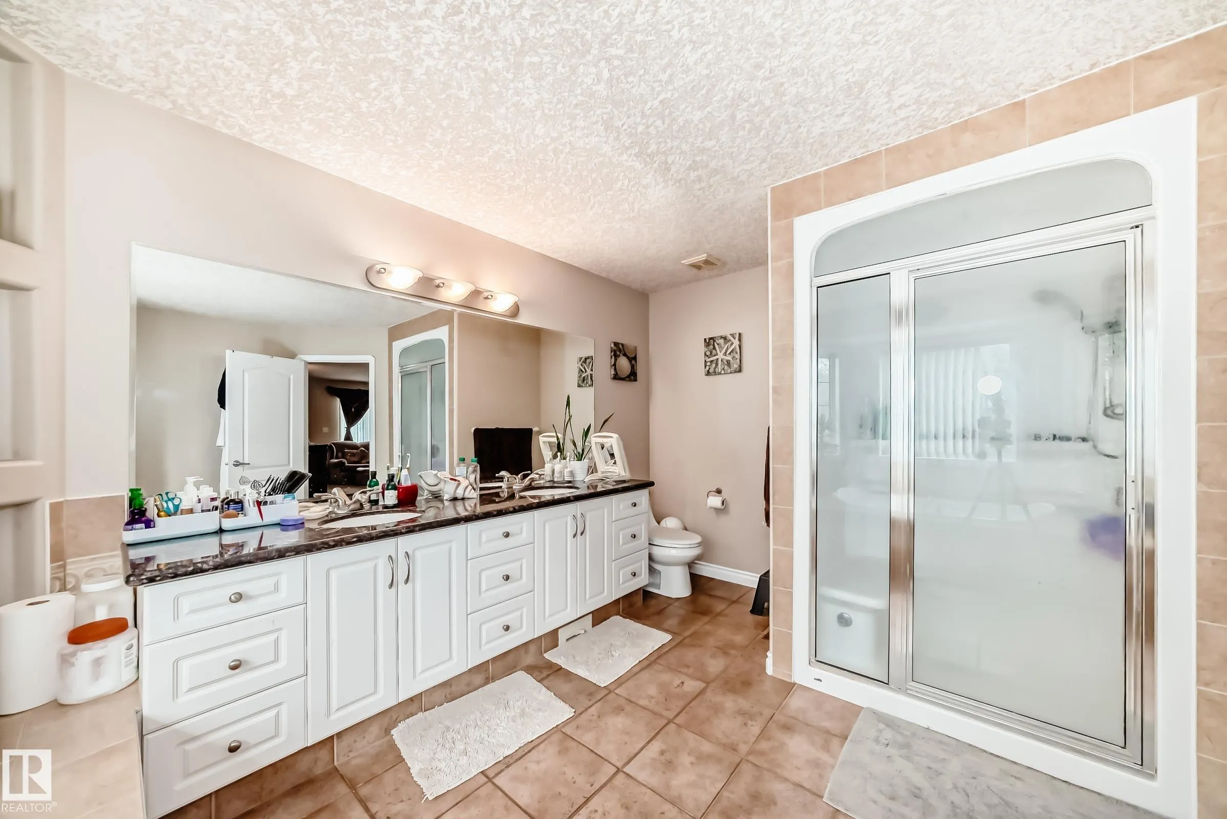 1436 BISHOP Point(e)