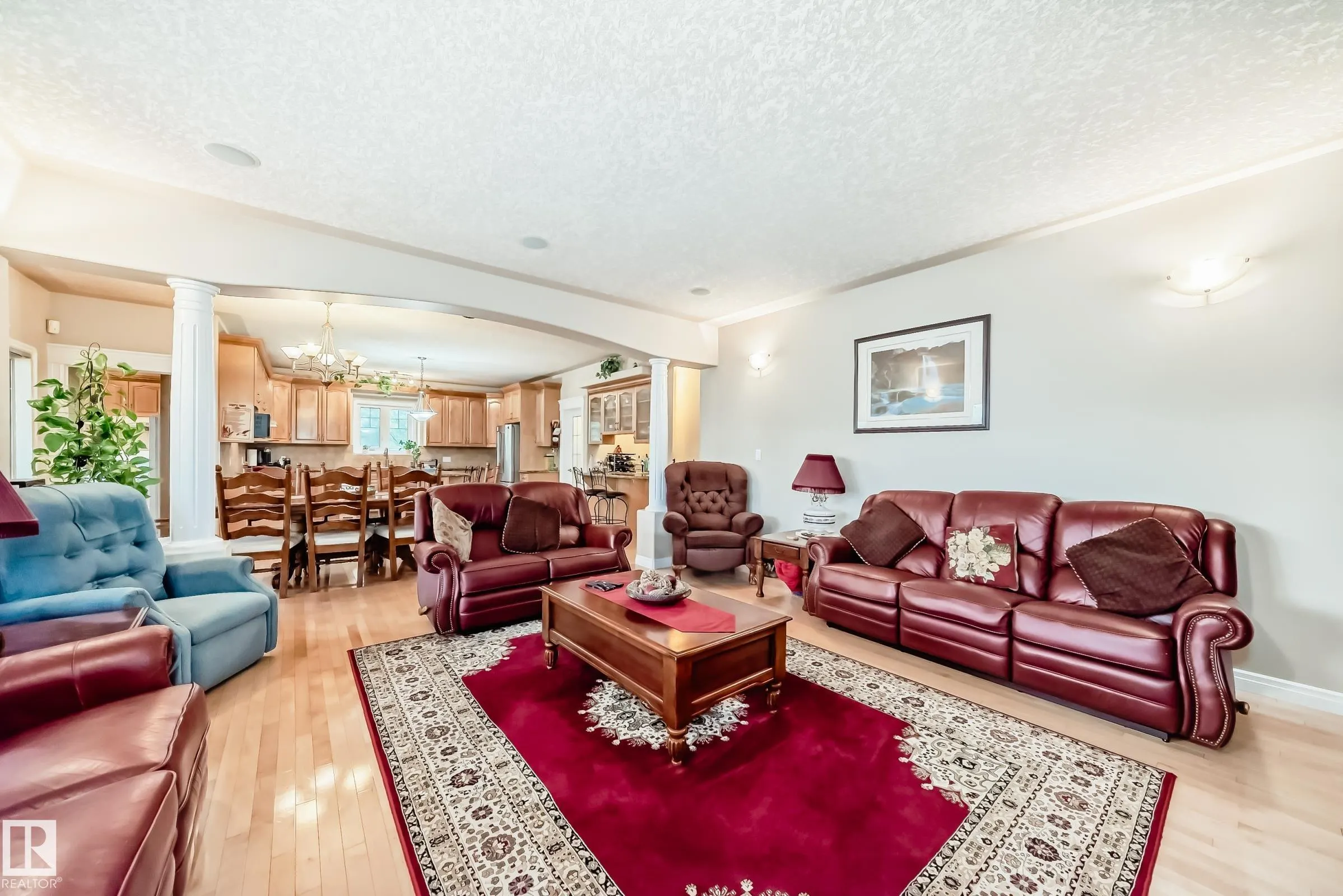 1436 BISHOP Point(e)
