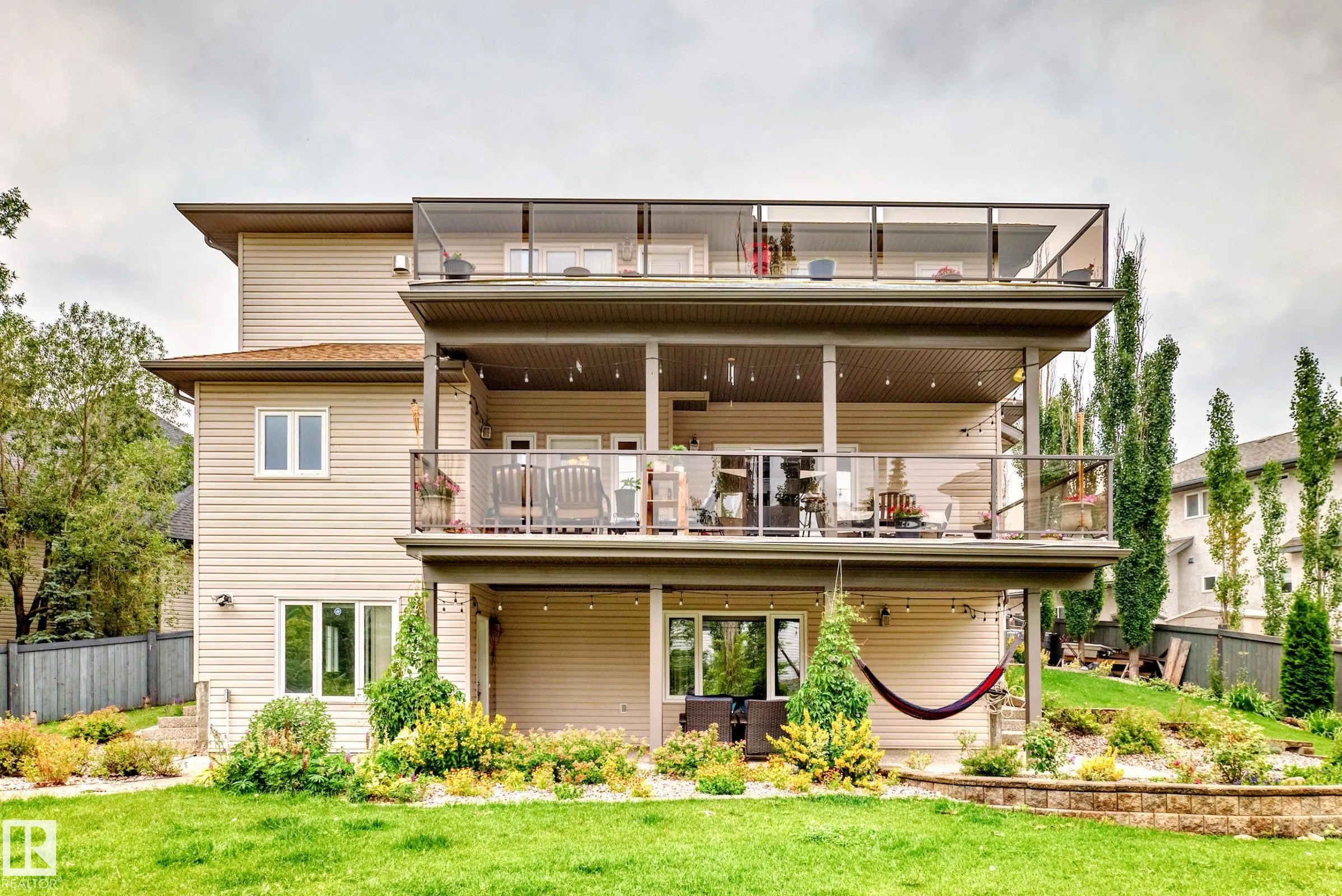 1436 BISHOP Point(e)