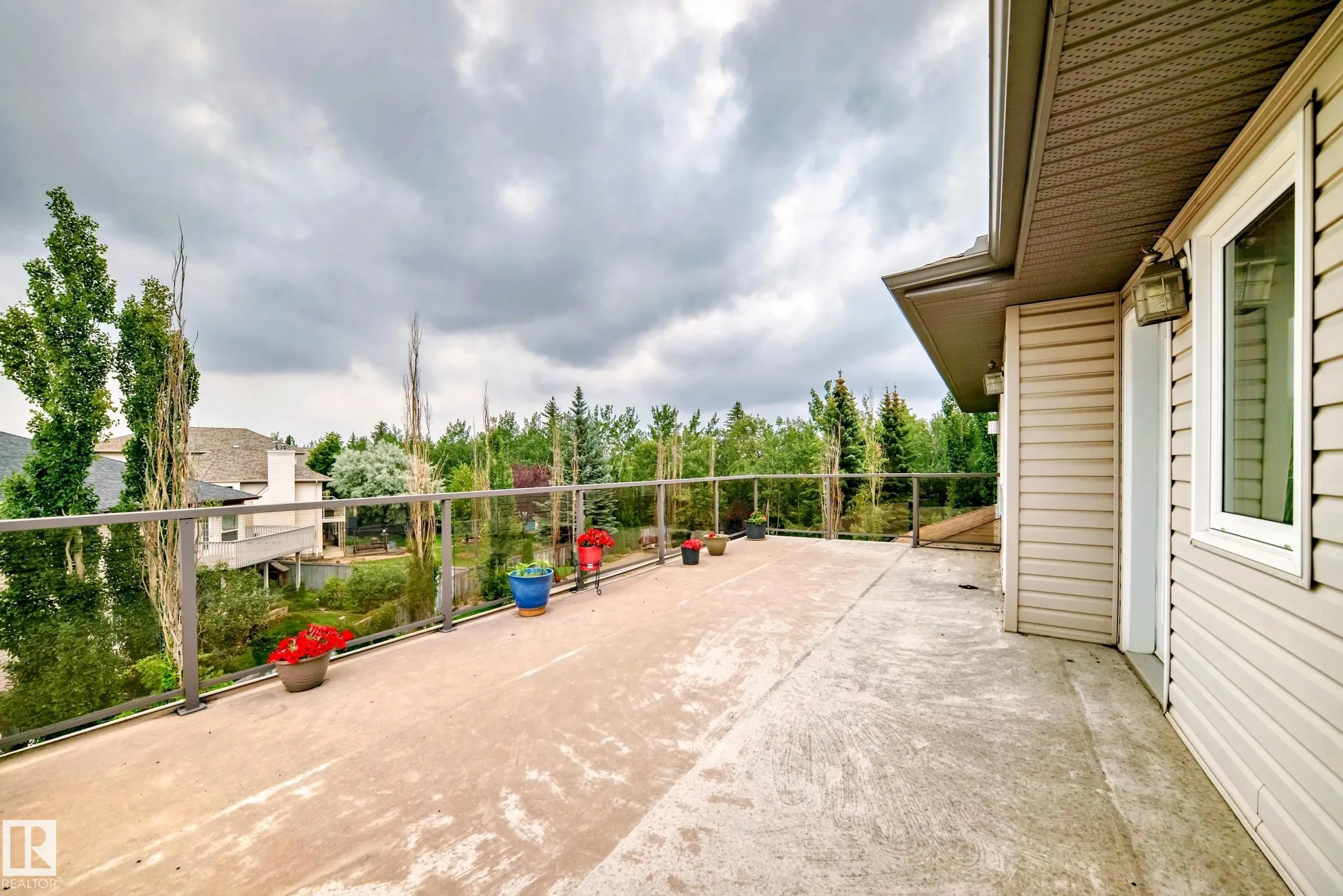 1436 BISHOP Point(e)