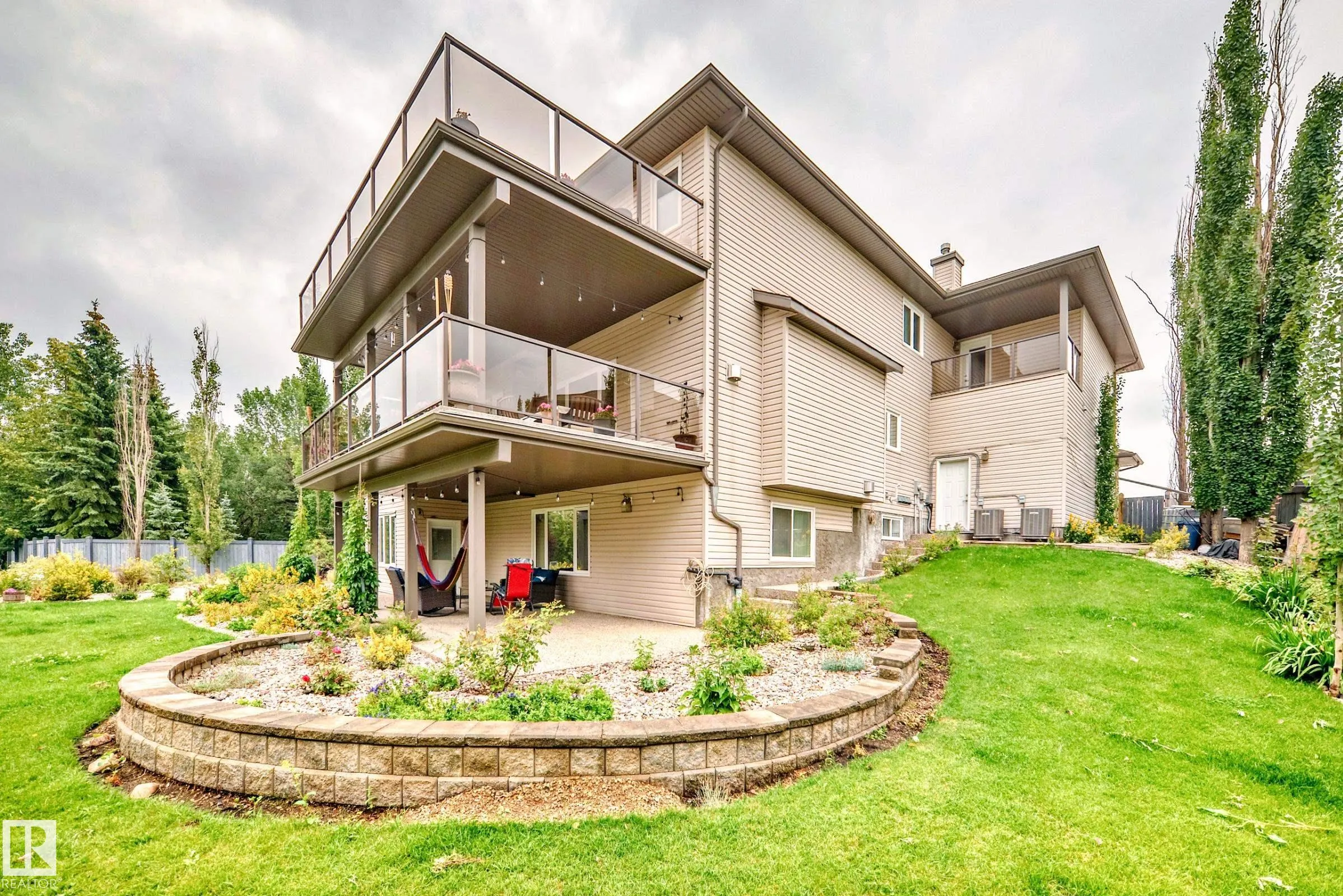 1436 BISHOP Point(e)