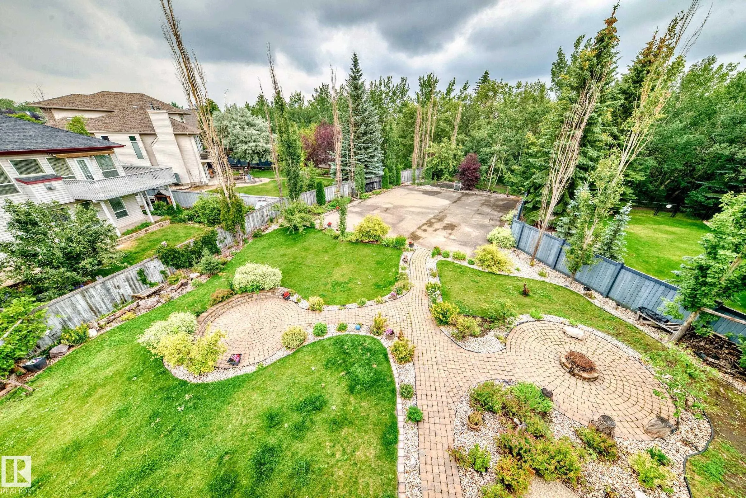1436 BISHOP Point(e)