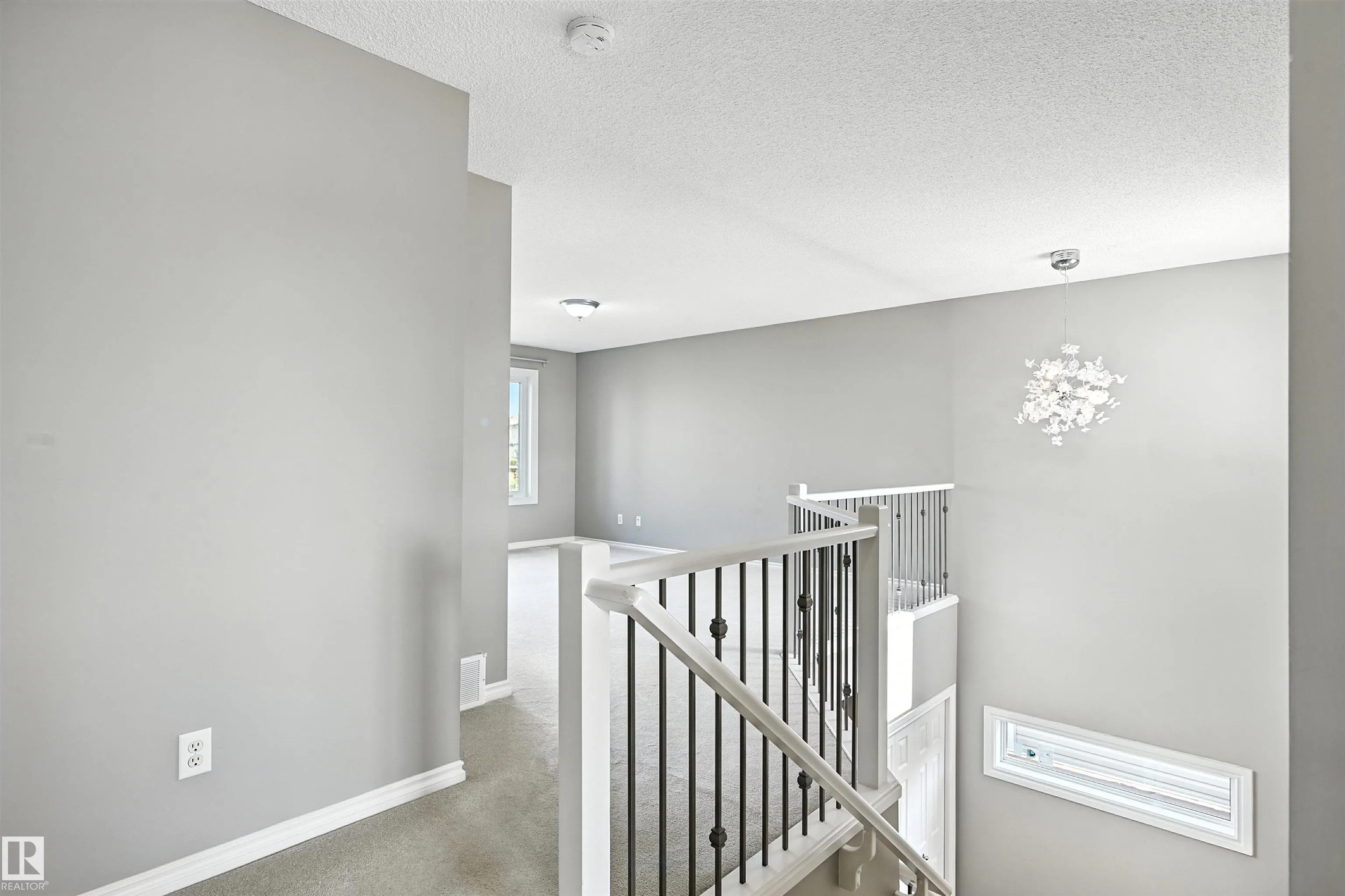 1785 HAMMOND Crescent