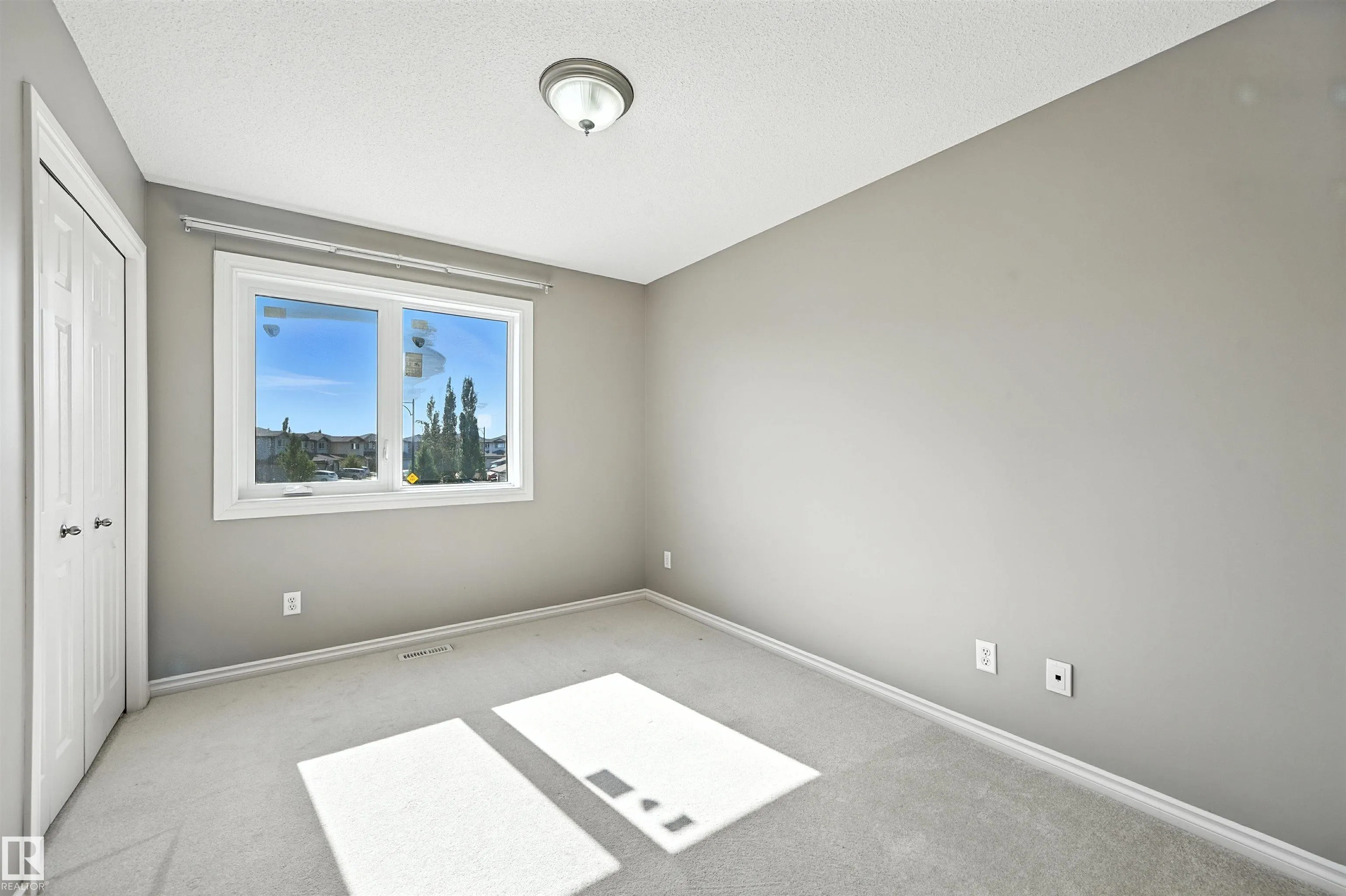1785 HAMMOND Crescent