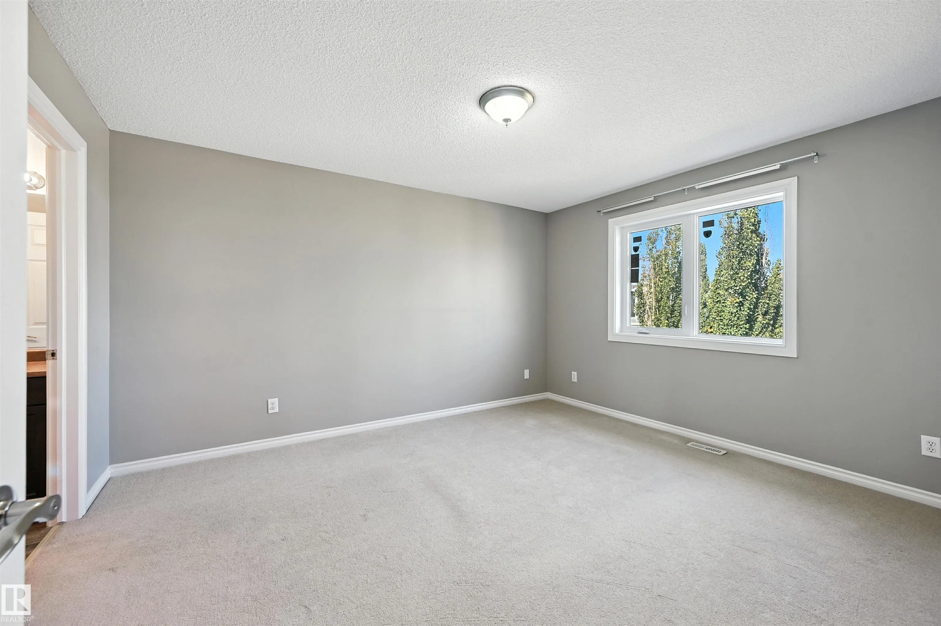 1785 HAMMOND Crescent