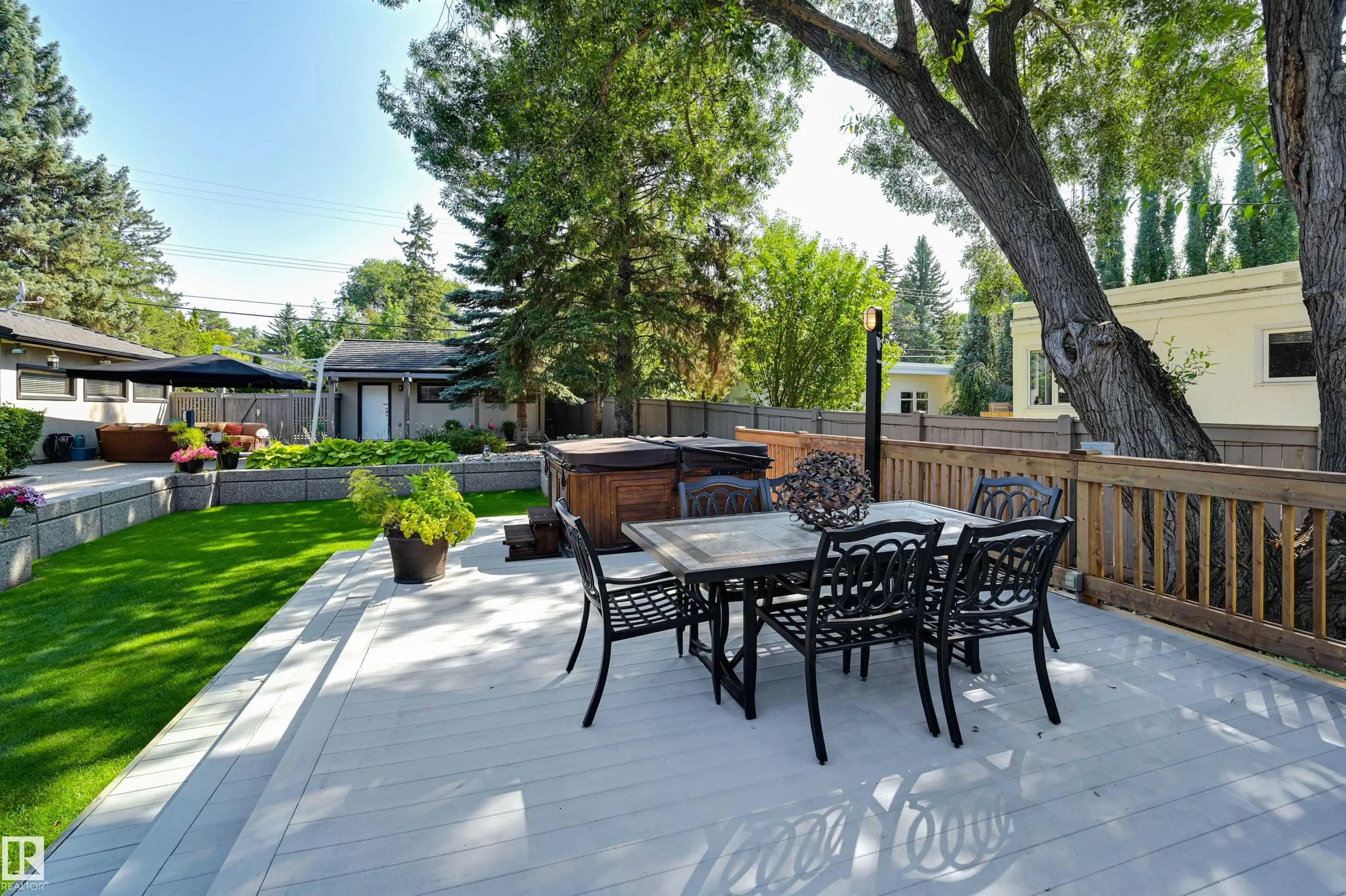 8907 SASKATCHEWAN Drive
