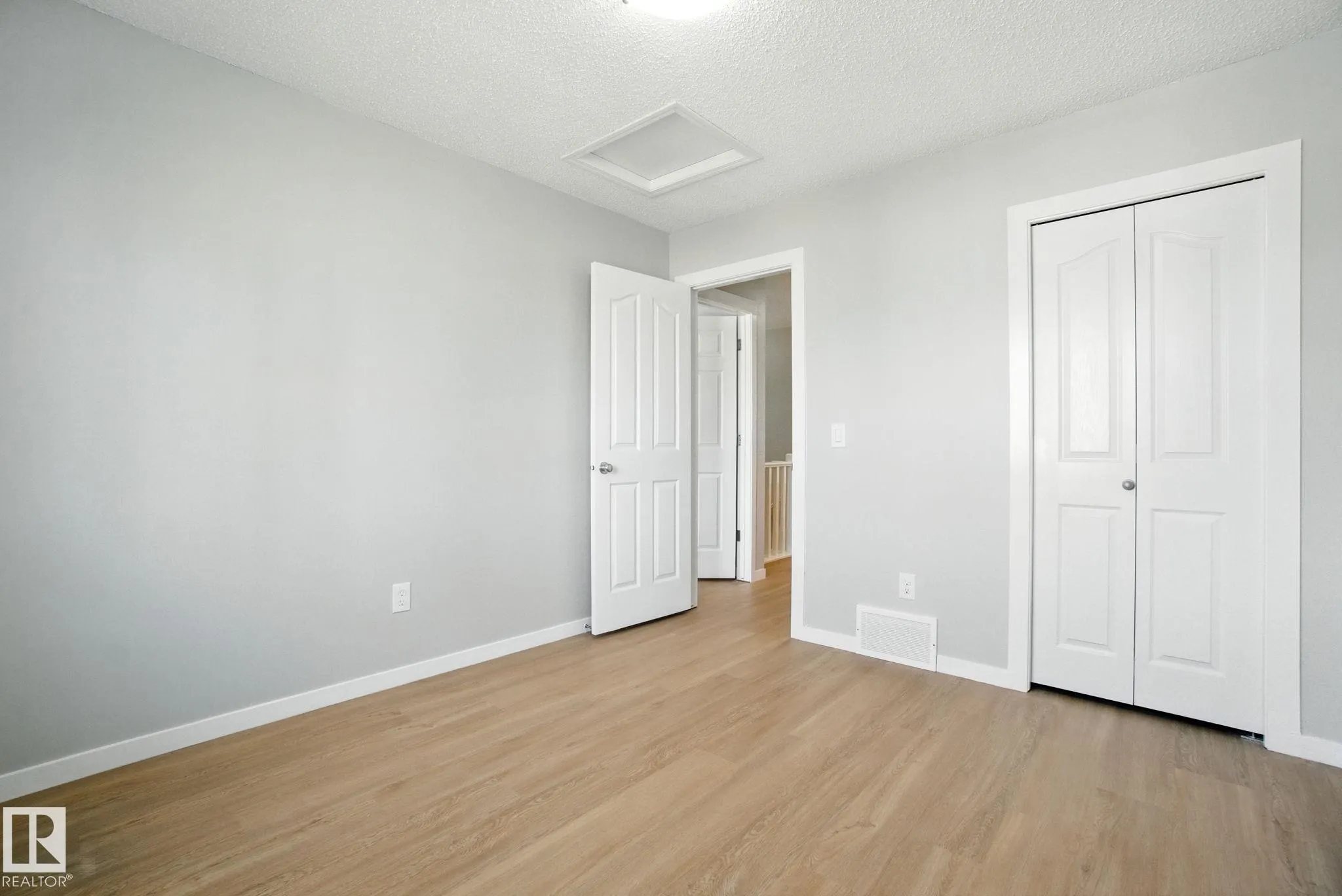 2306 CASSELMAN CR