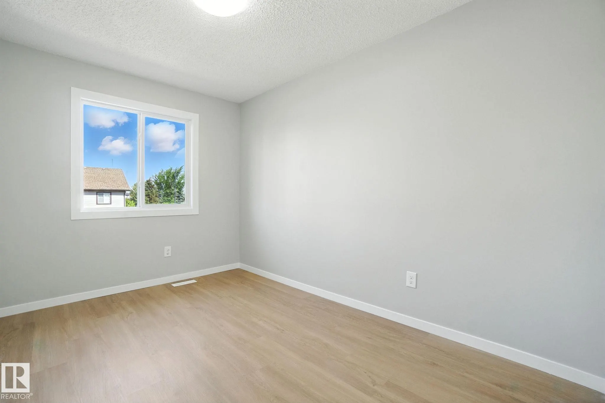 2306 CASSELMAN CR