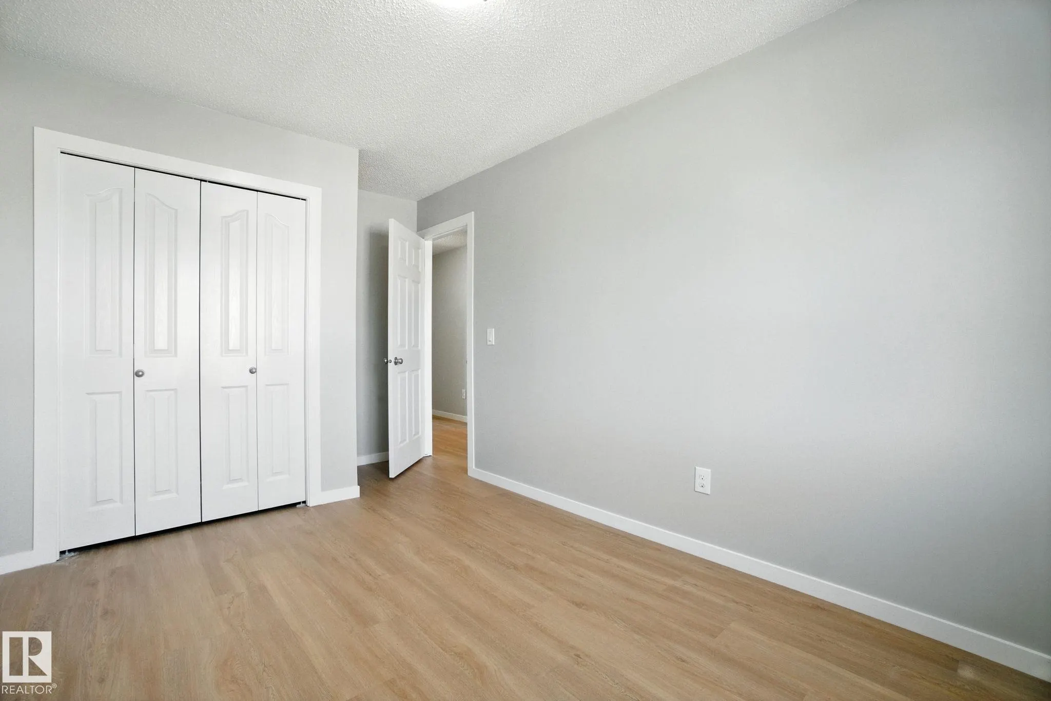 2306 CASSELMAN CR