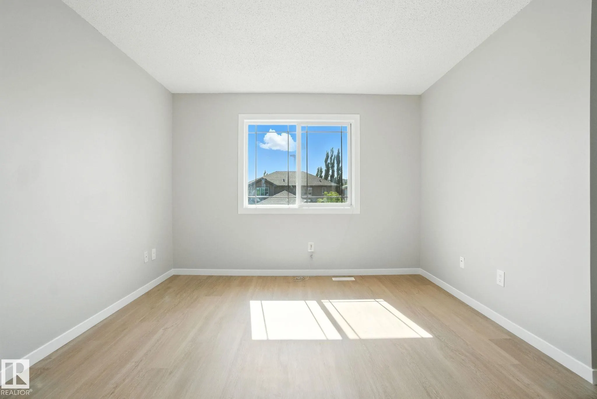 2306 CASSELMAN CR