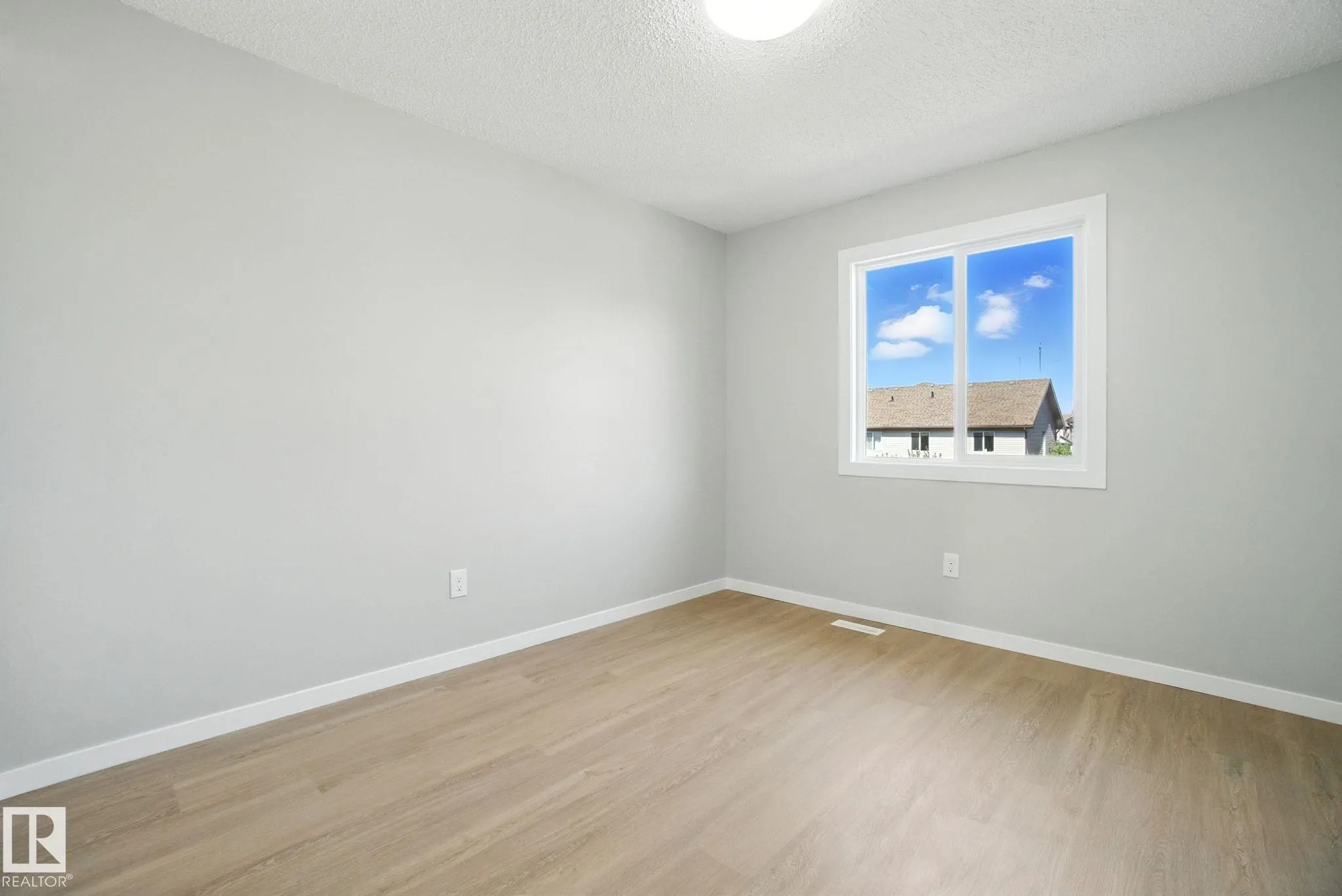 2306 CASSELMAN CR