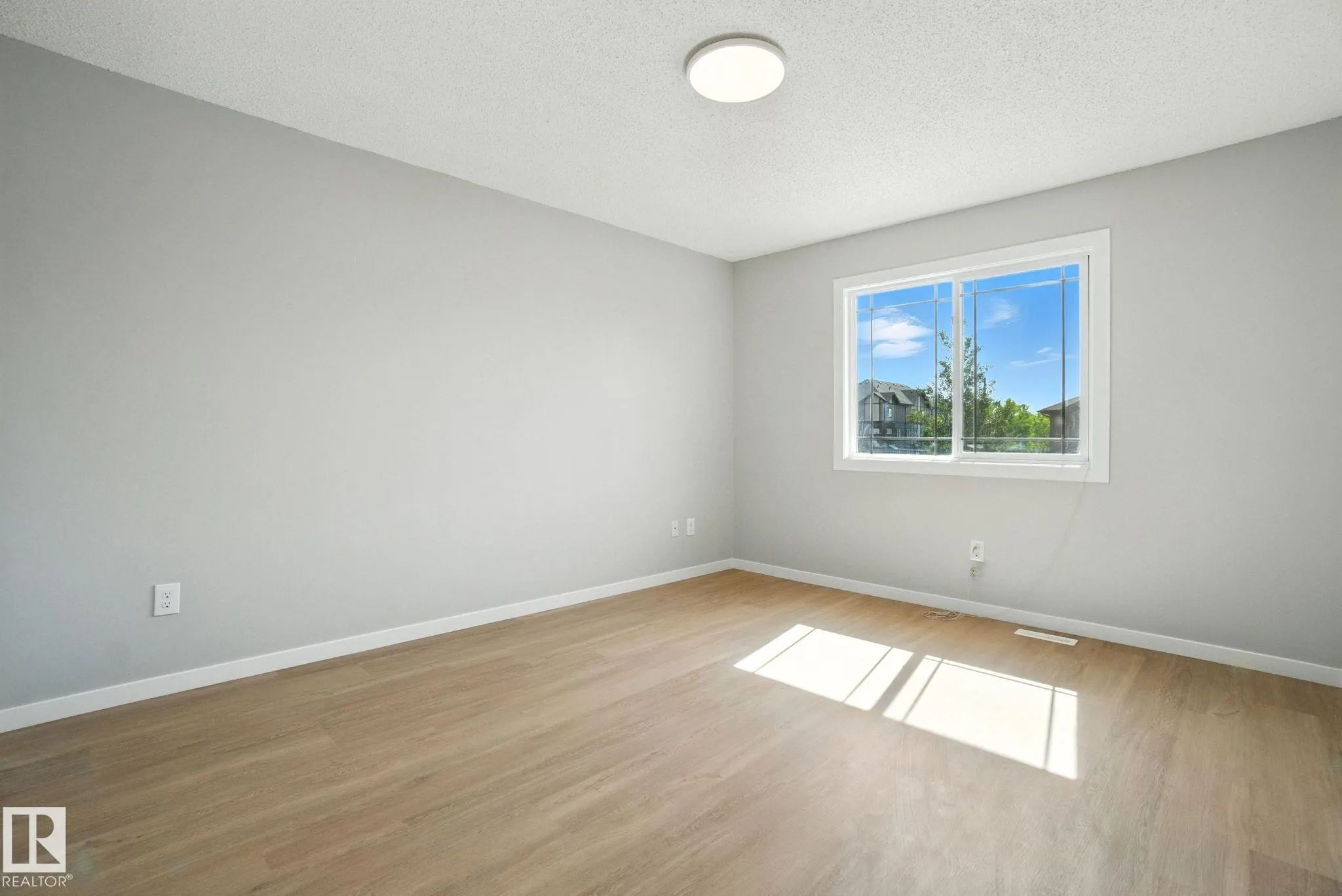 2306 CASSELMAN CR
