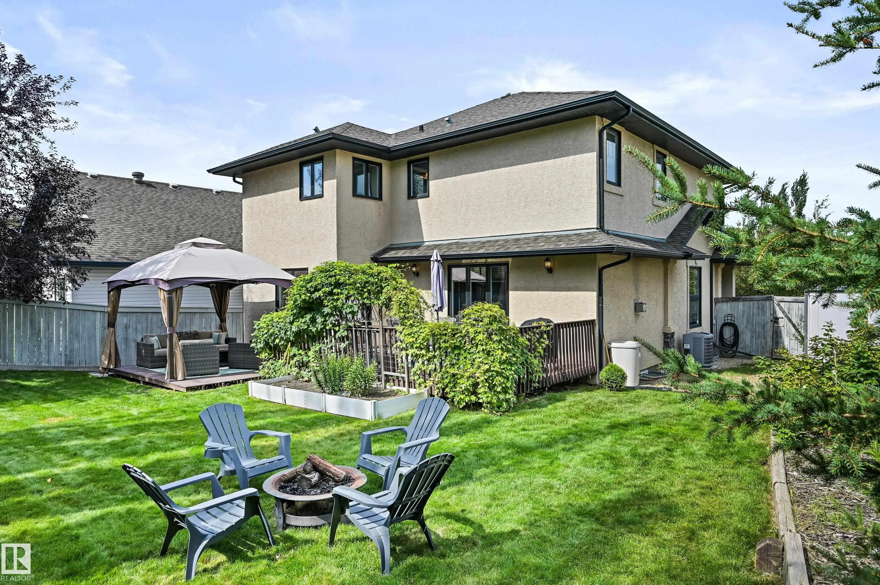 2 KINGSDALE Crescent