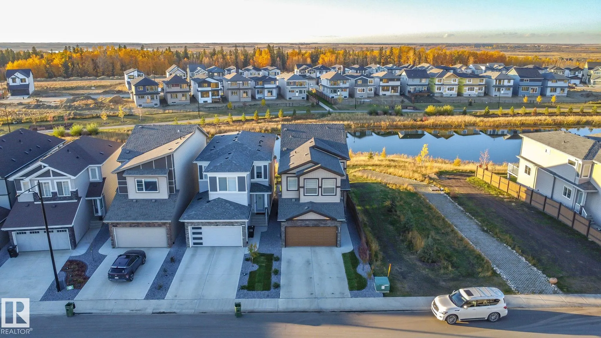 5395 Lark Landing