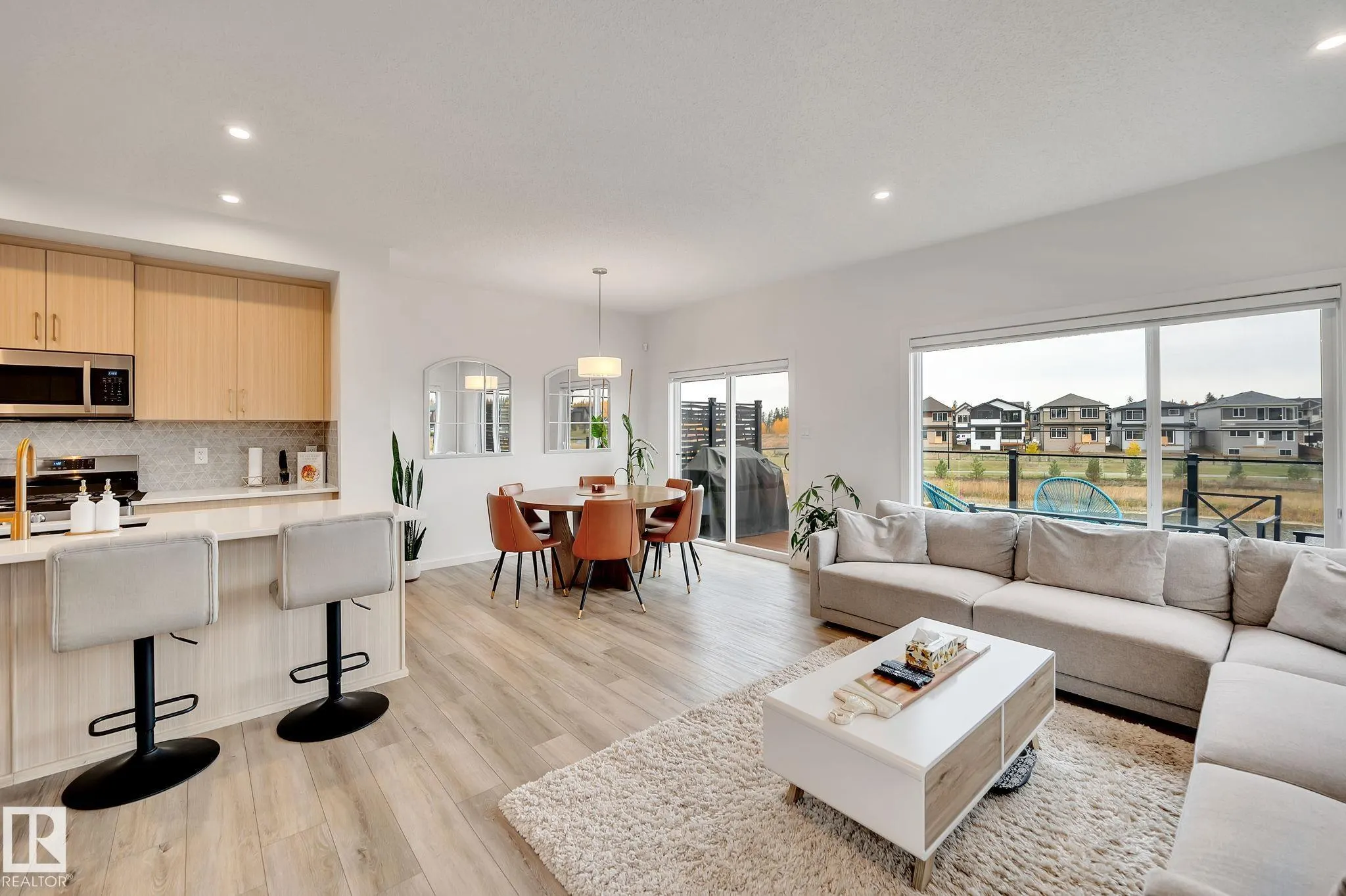 5395 Lark Landing