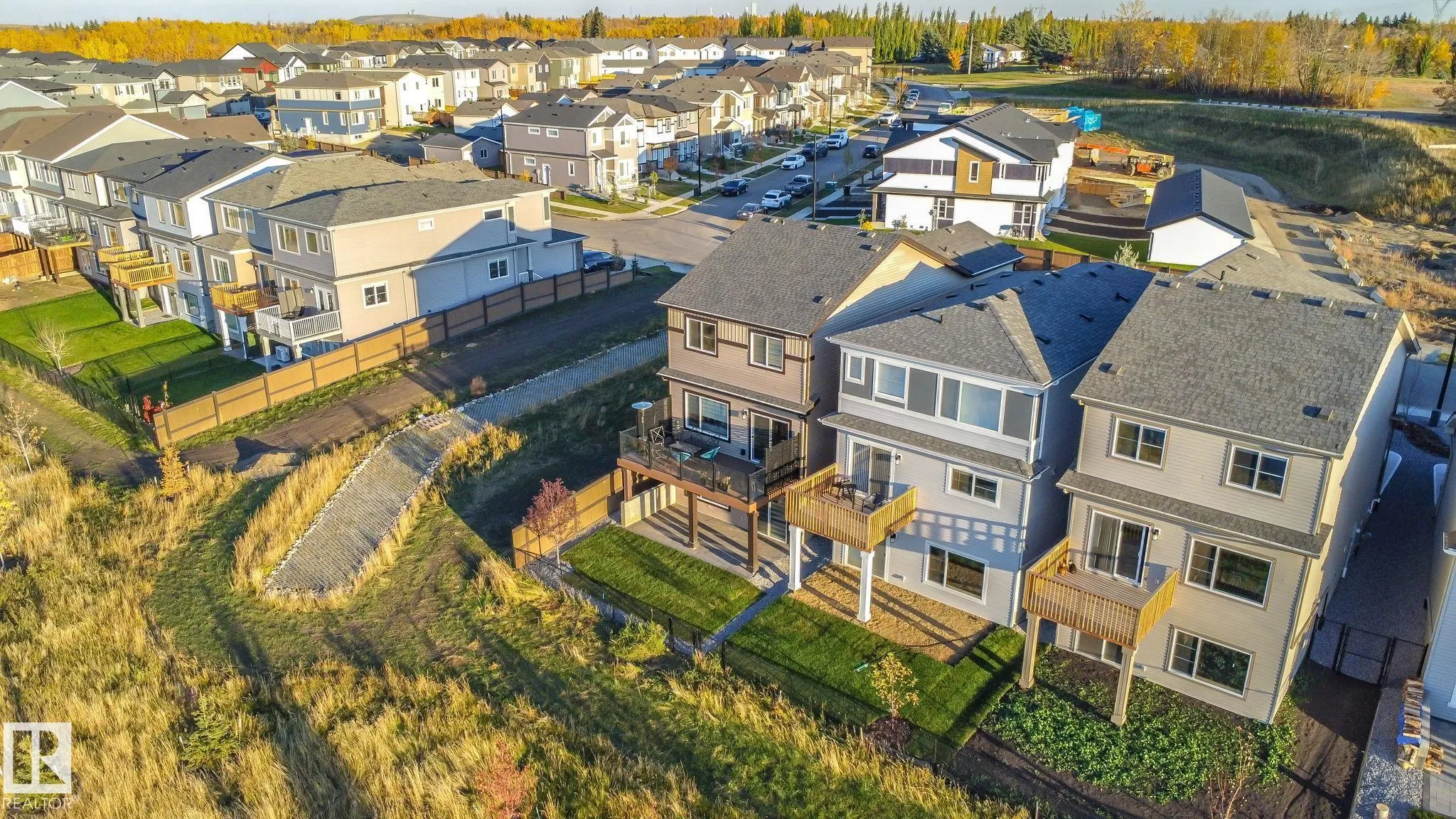 5395 Lark Landing