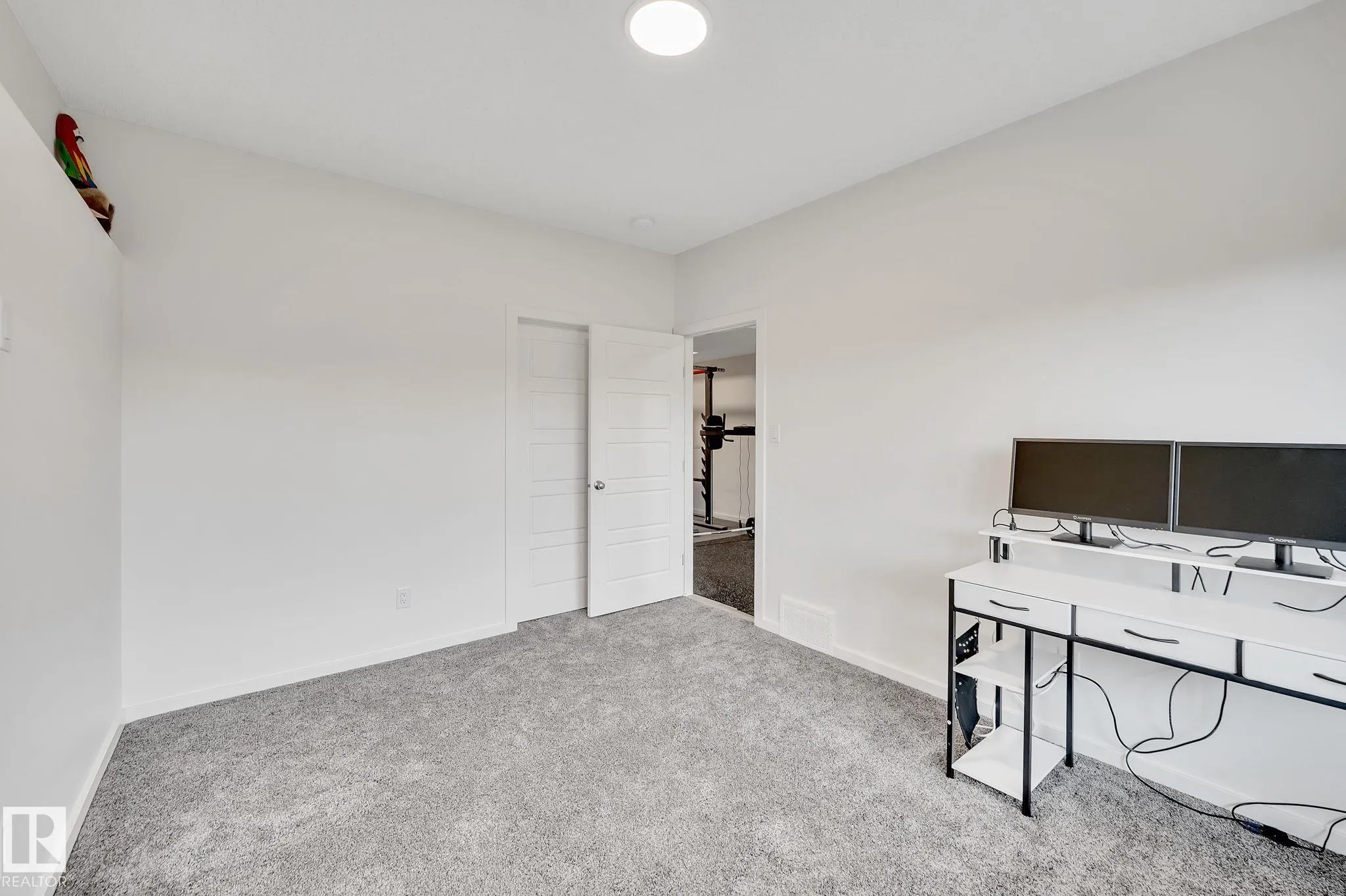 5395 Lark Landing