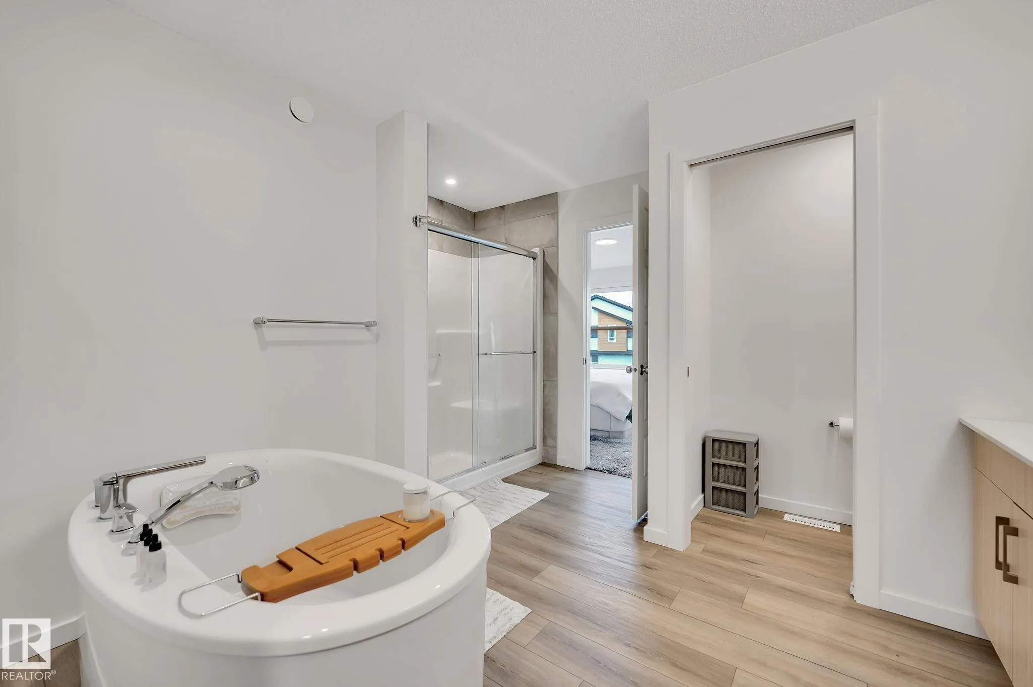 5395 Lark Landing