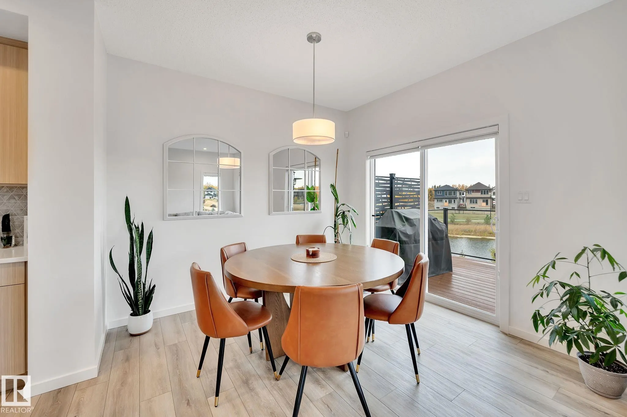 5395 Lark Landing