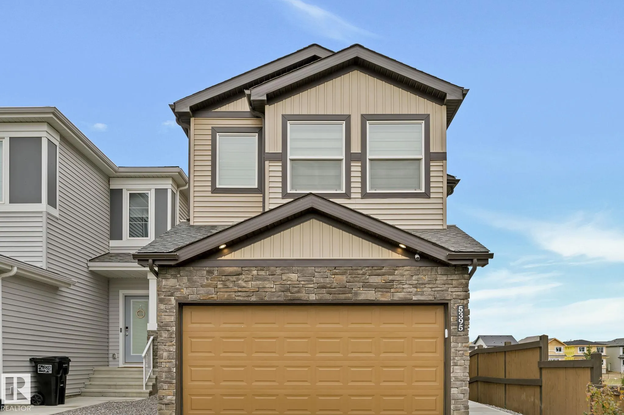 5395 Lark Landing