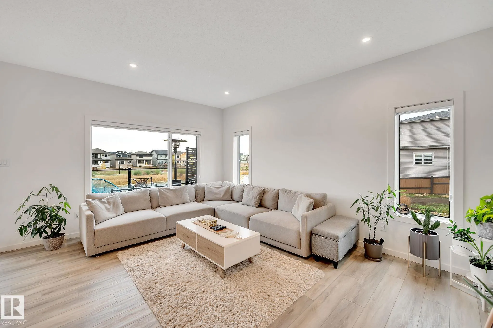 5395 Lark Landing