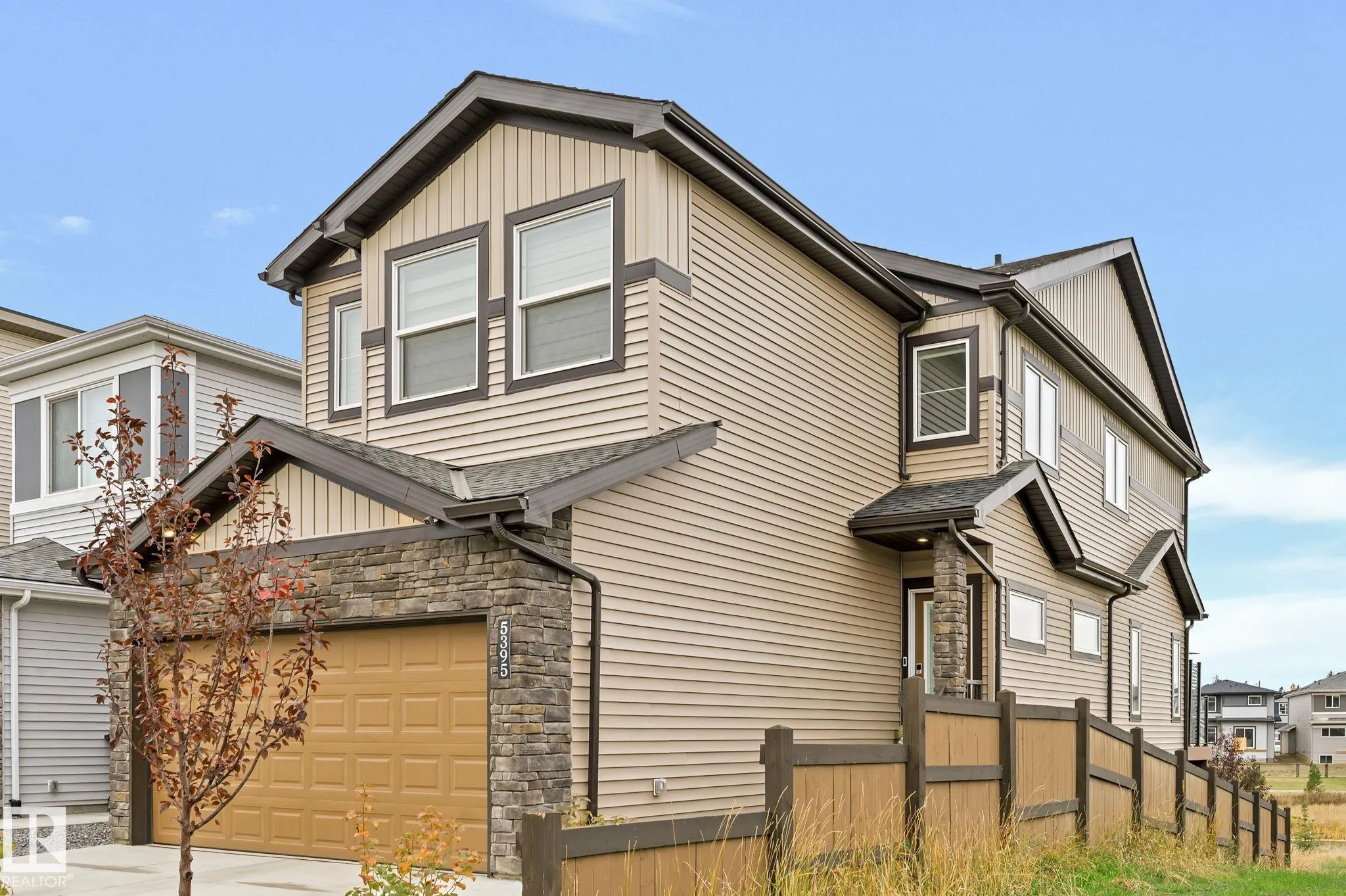5395 Lark Landing