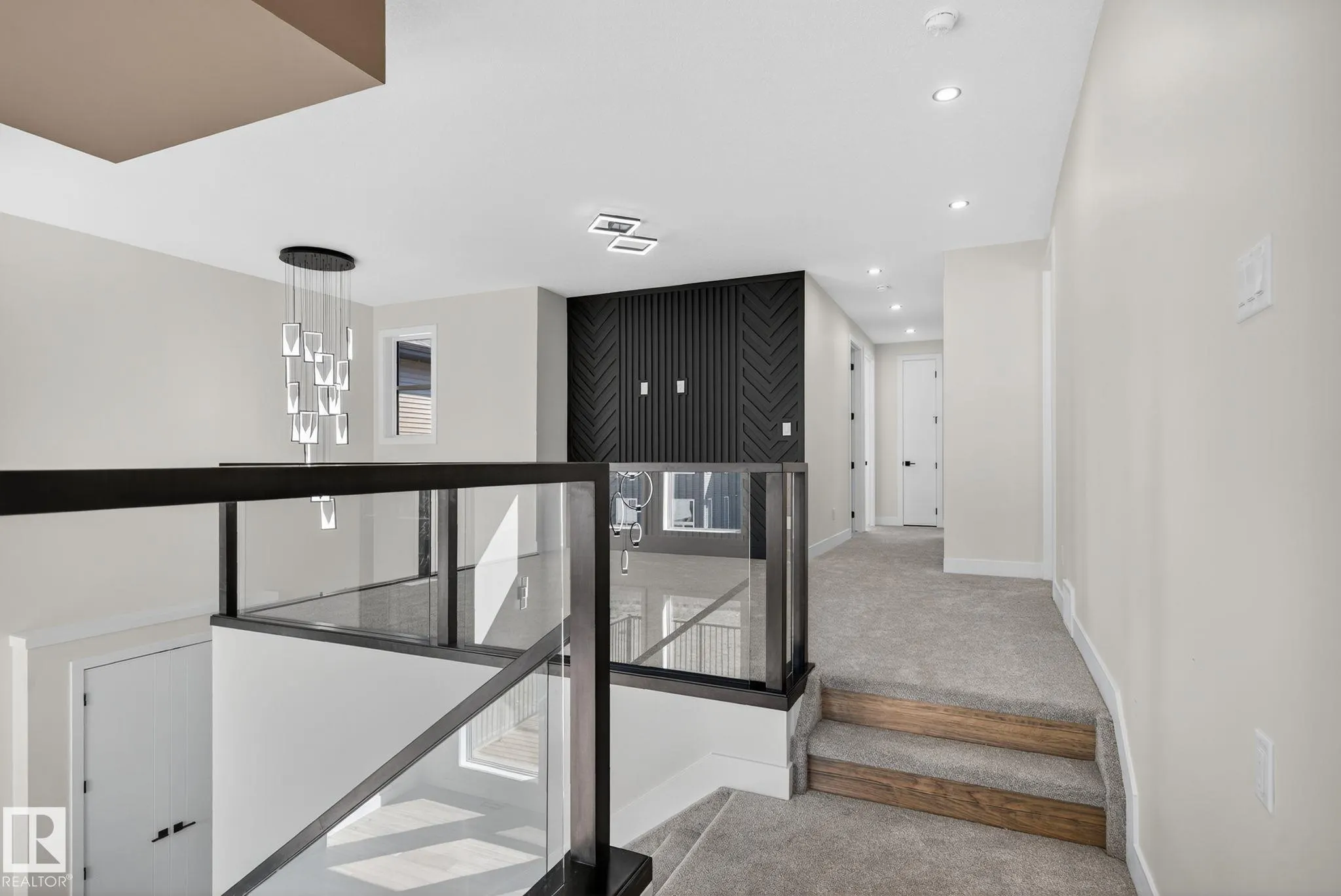 17116 2 Street