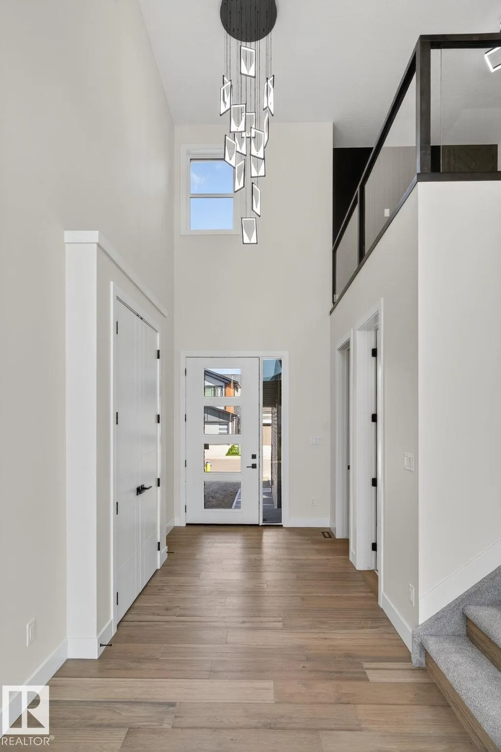 17116 2 Street