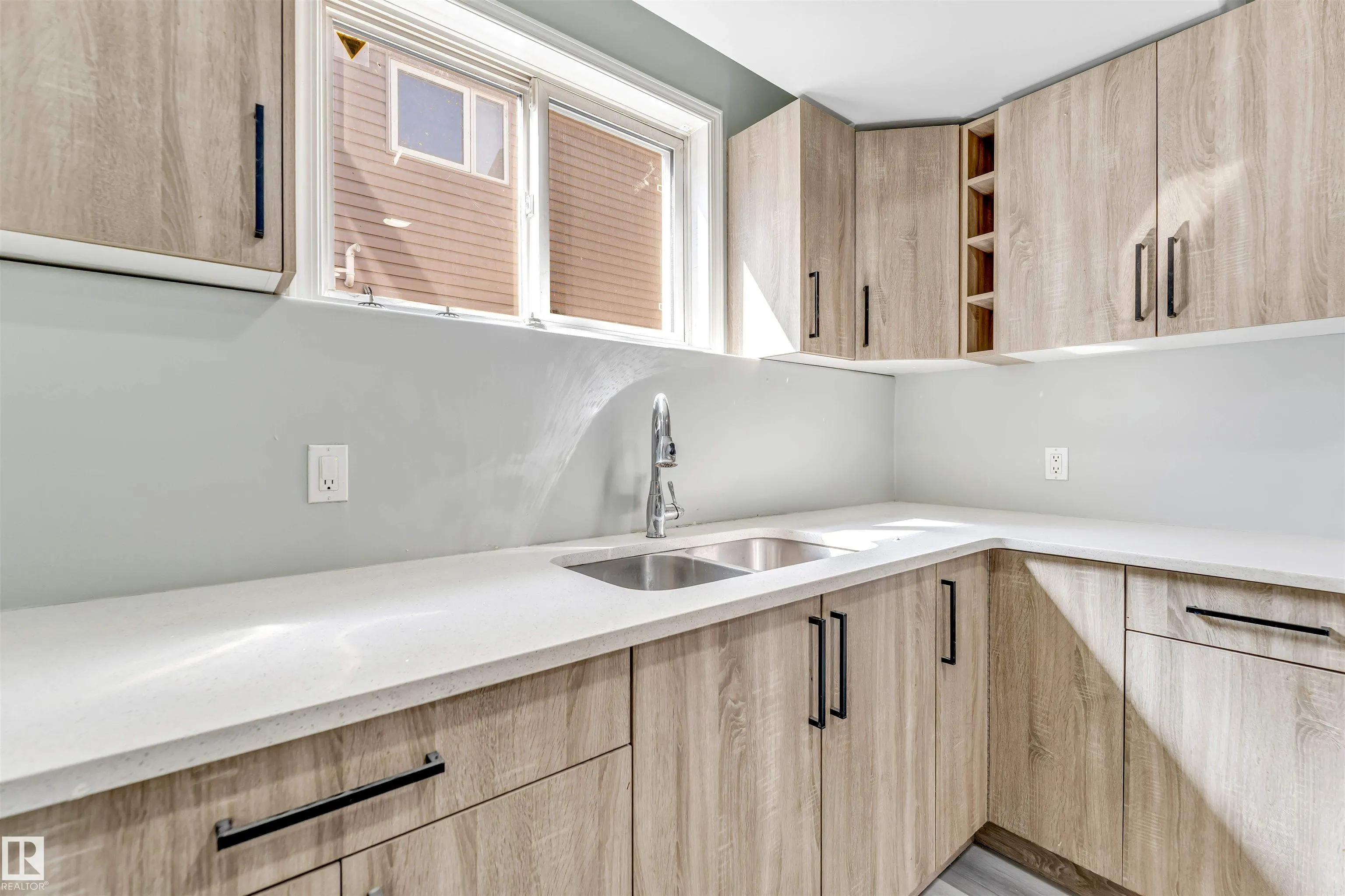 325 Jilling Cres.
