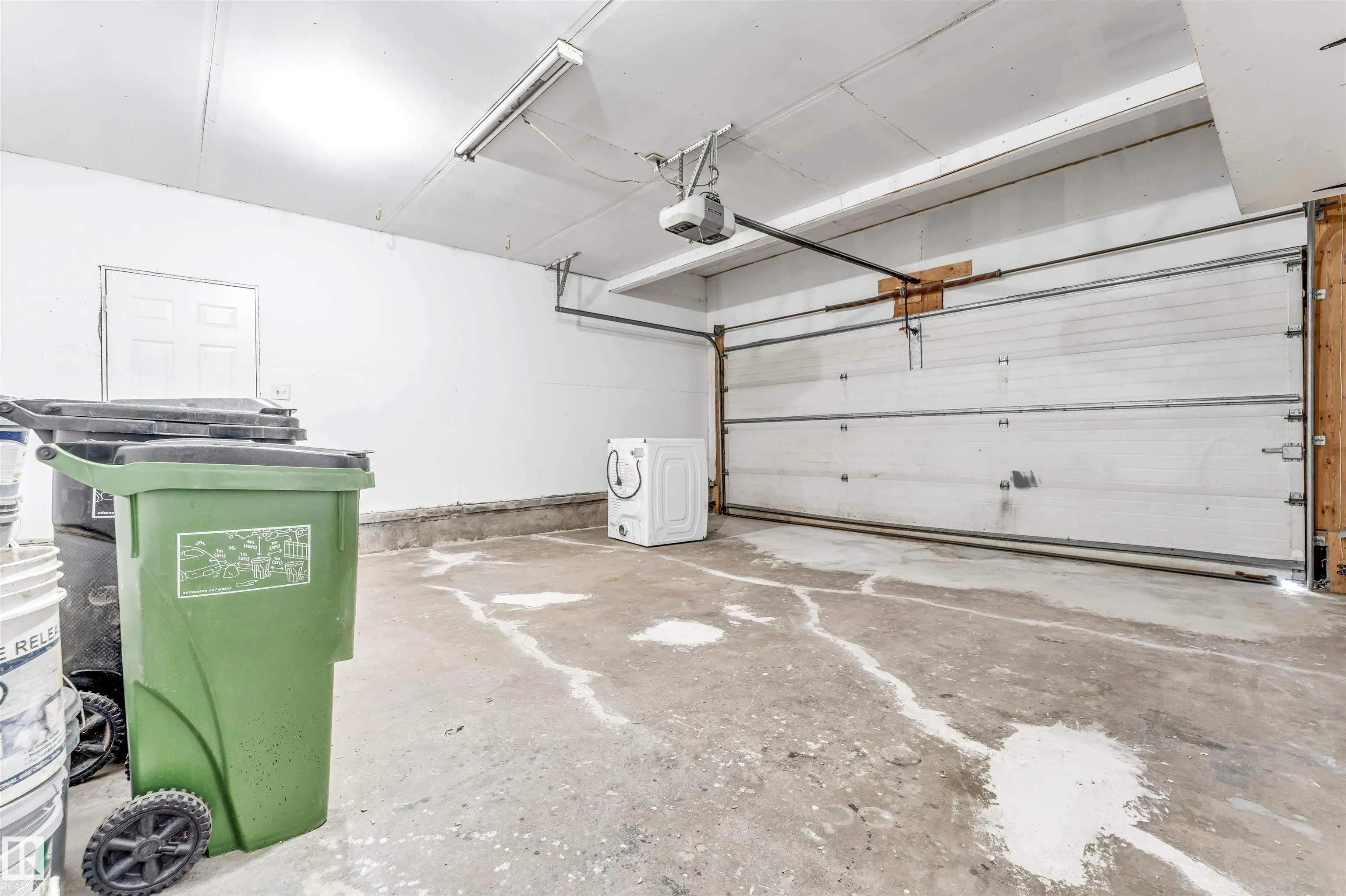 325 Jilling Cres.