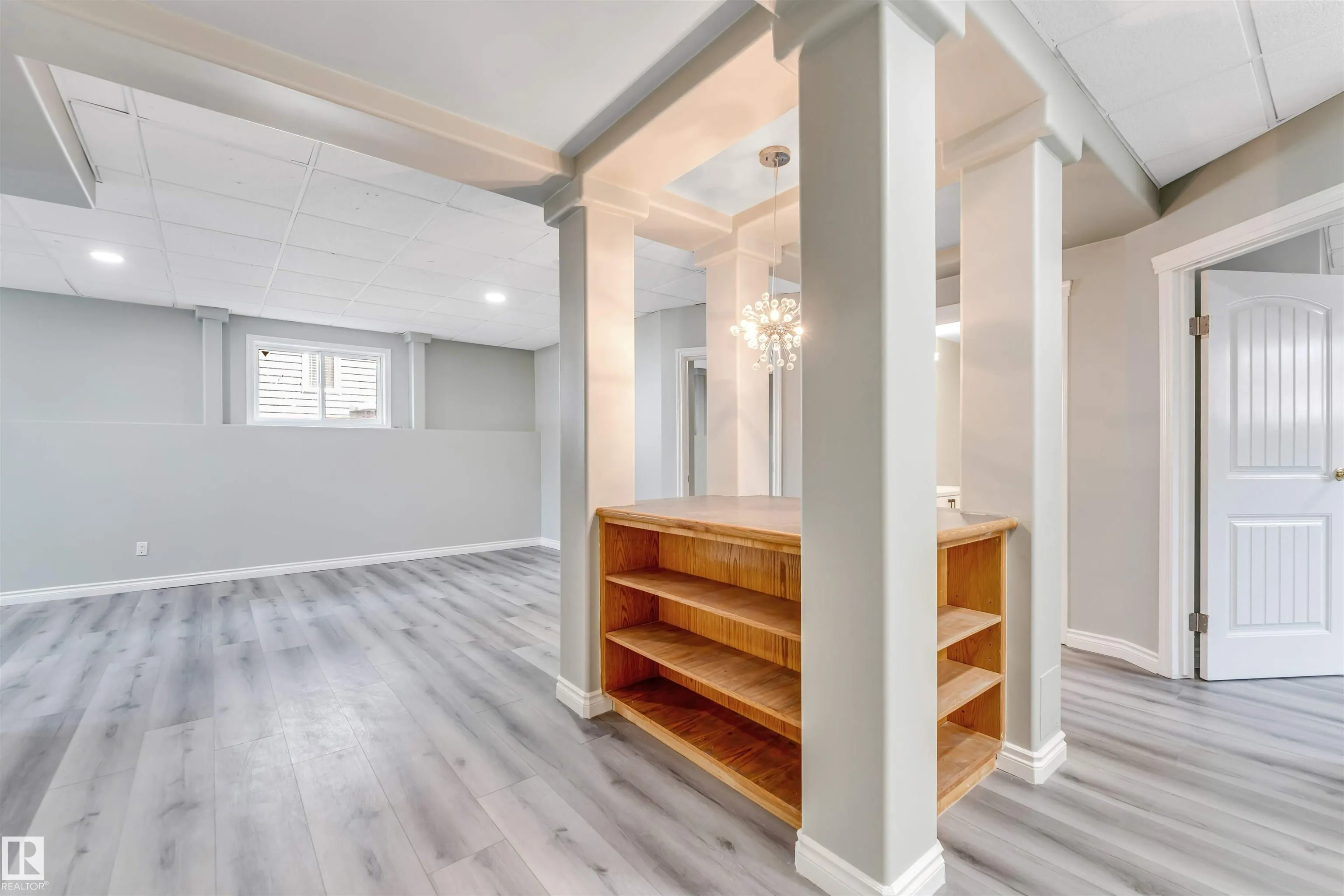 325 Jilling Cres.