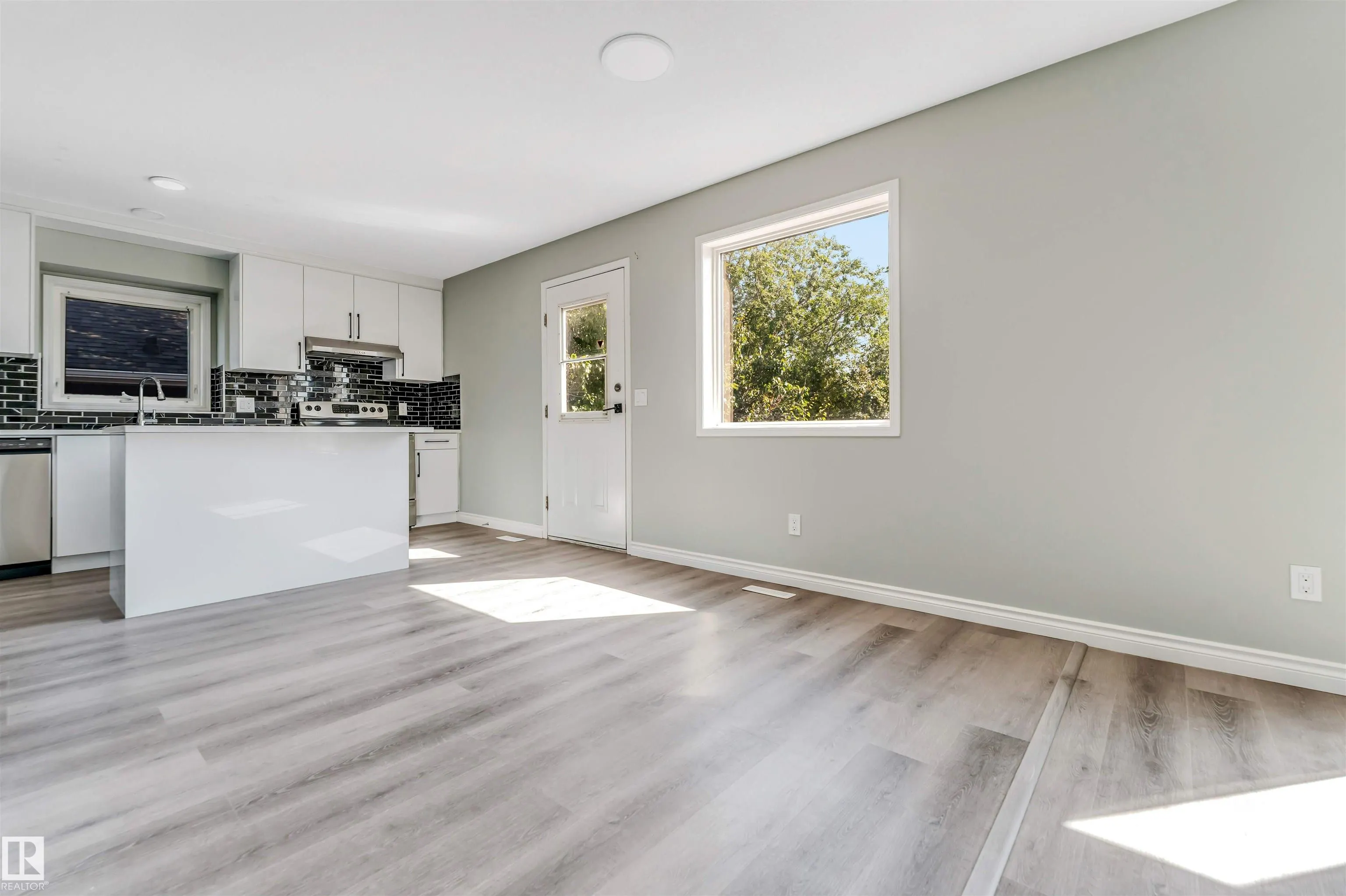 325 Jilling Cres.