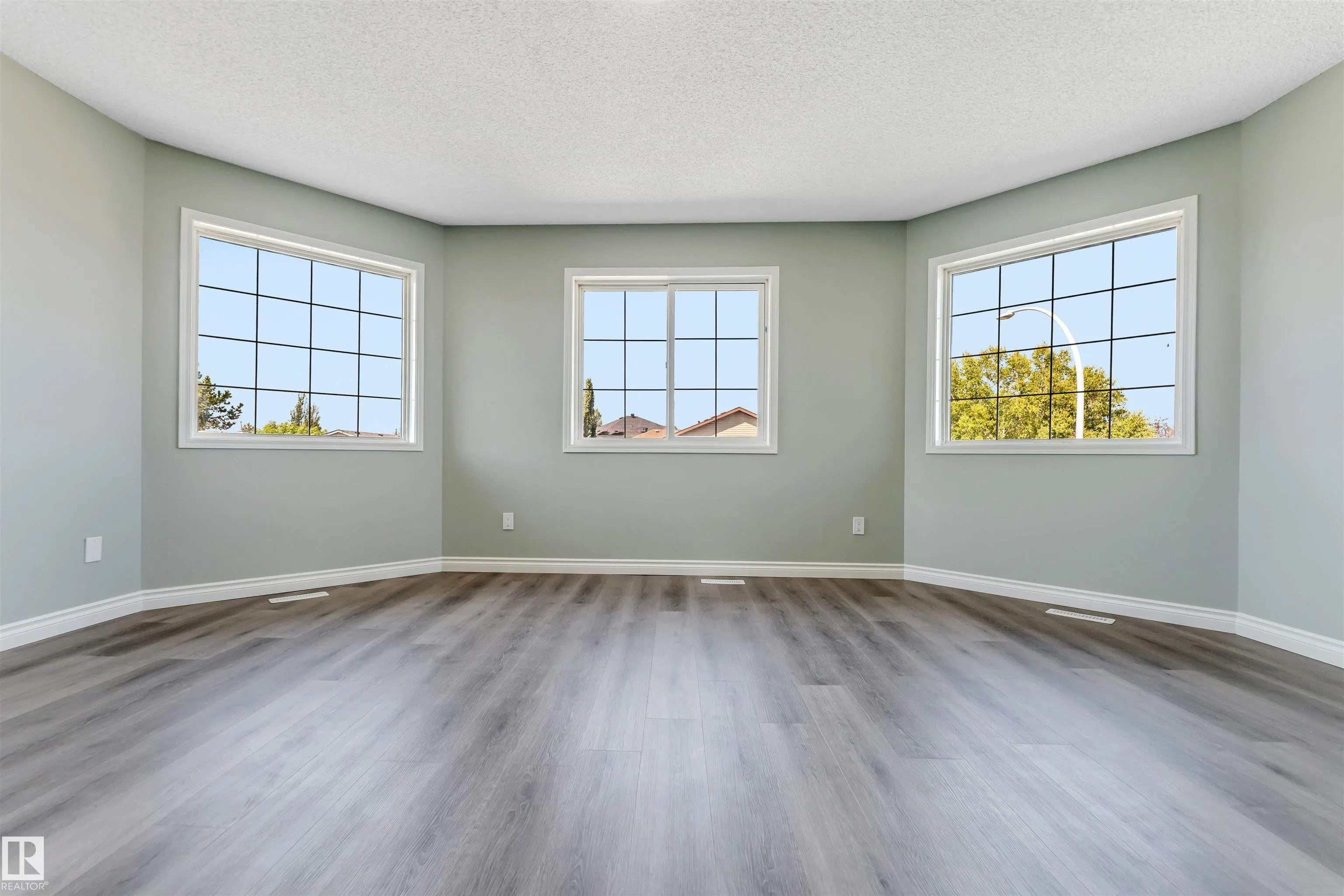 325 Jilling Cres.