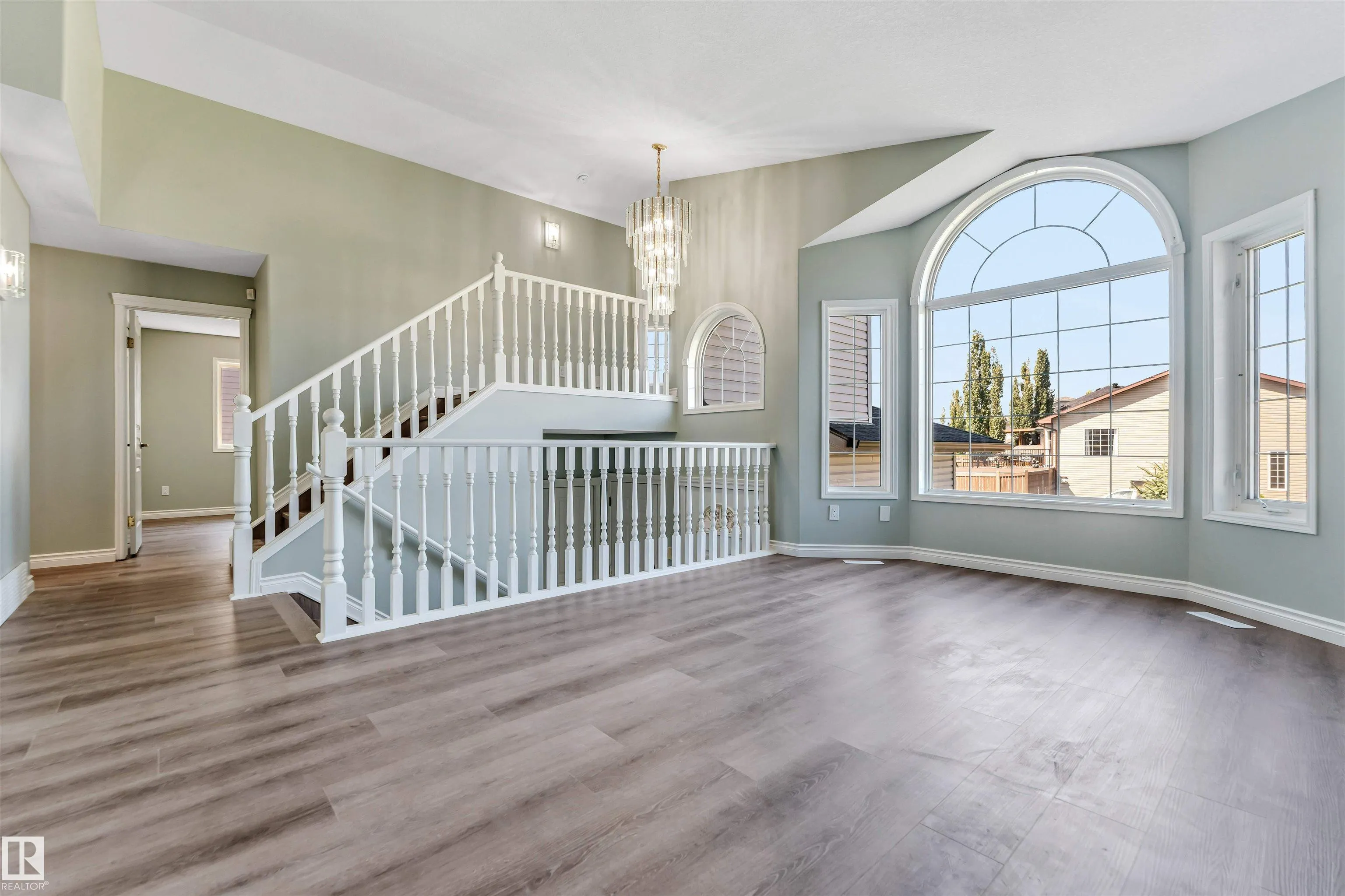 325 Jilling Cres.