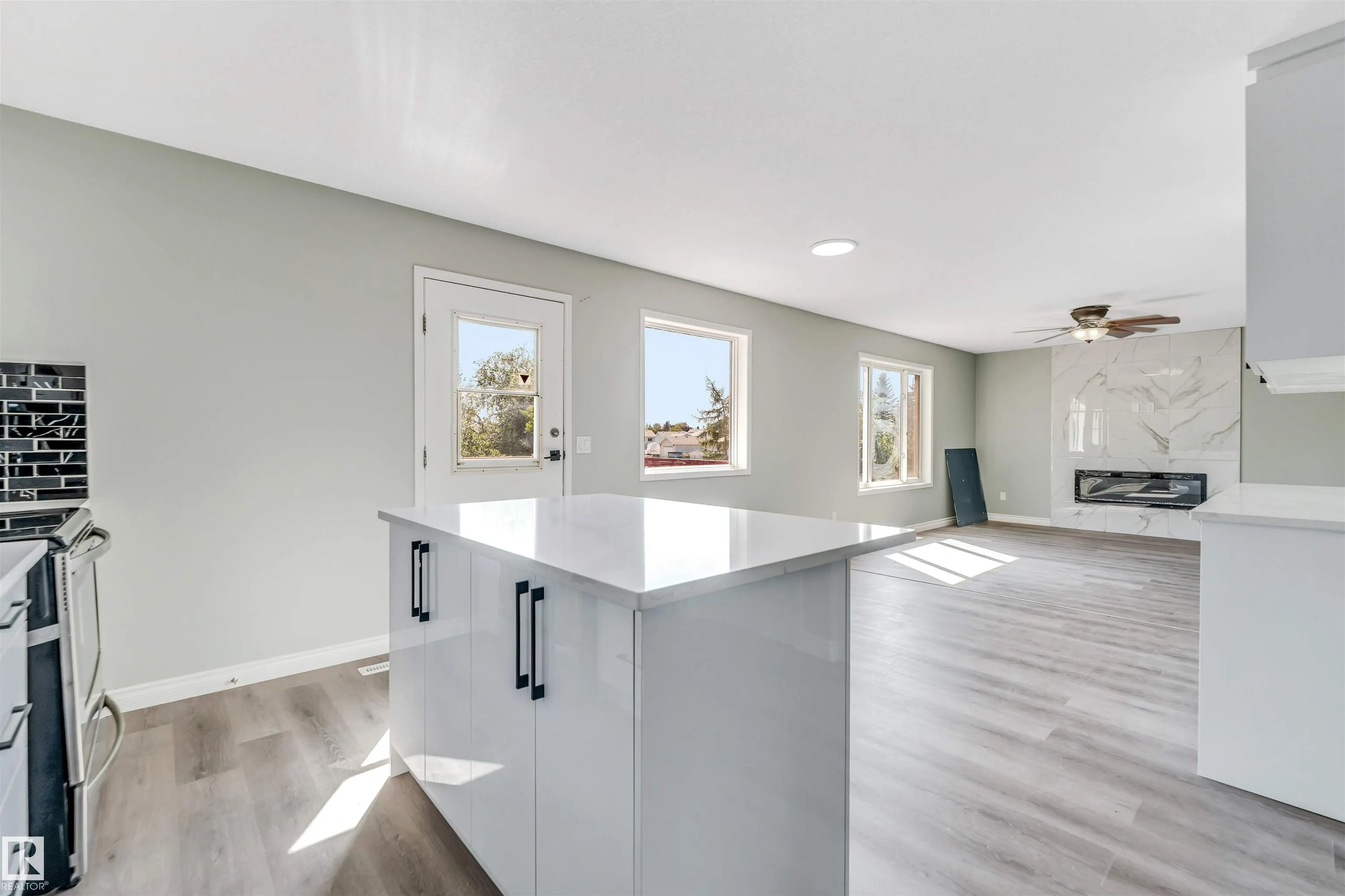 325 Jilling Cres.