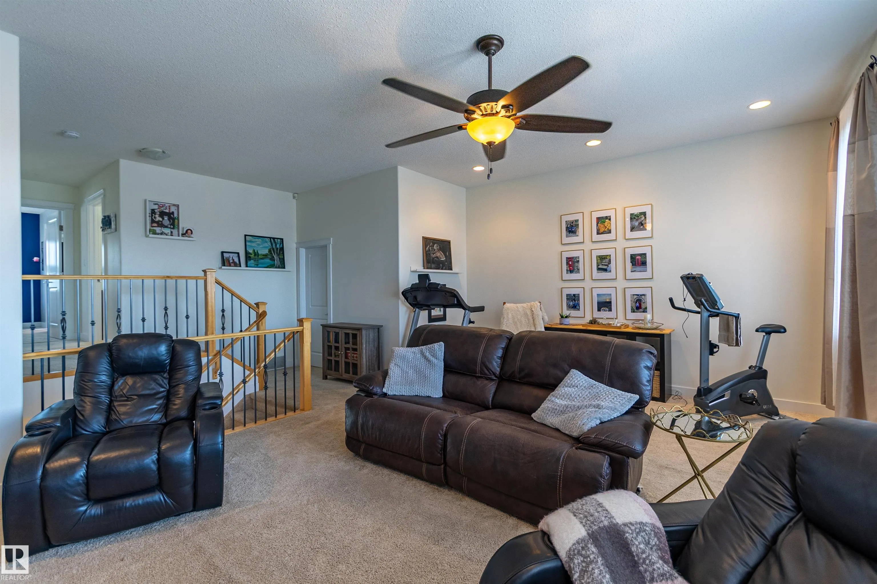 9 Southbridge Crescent