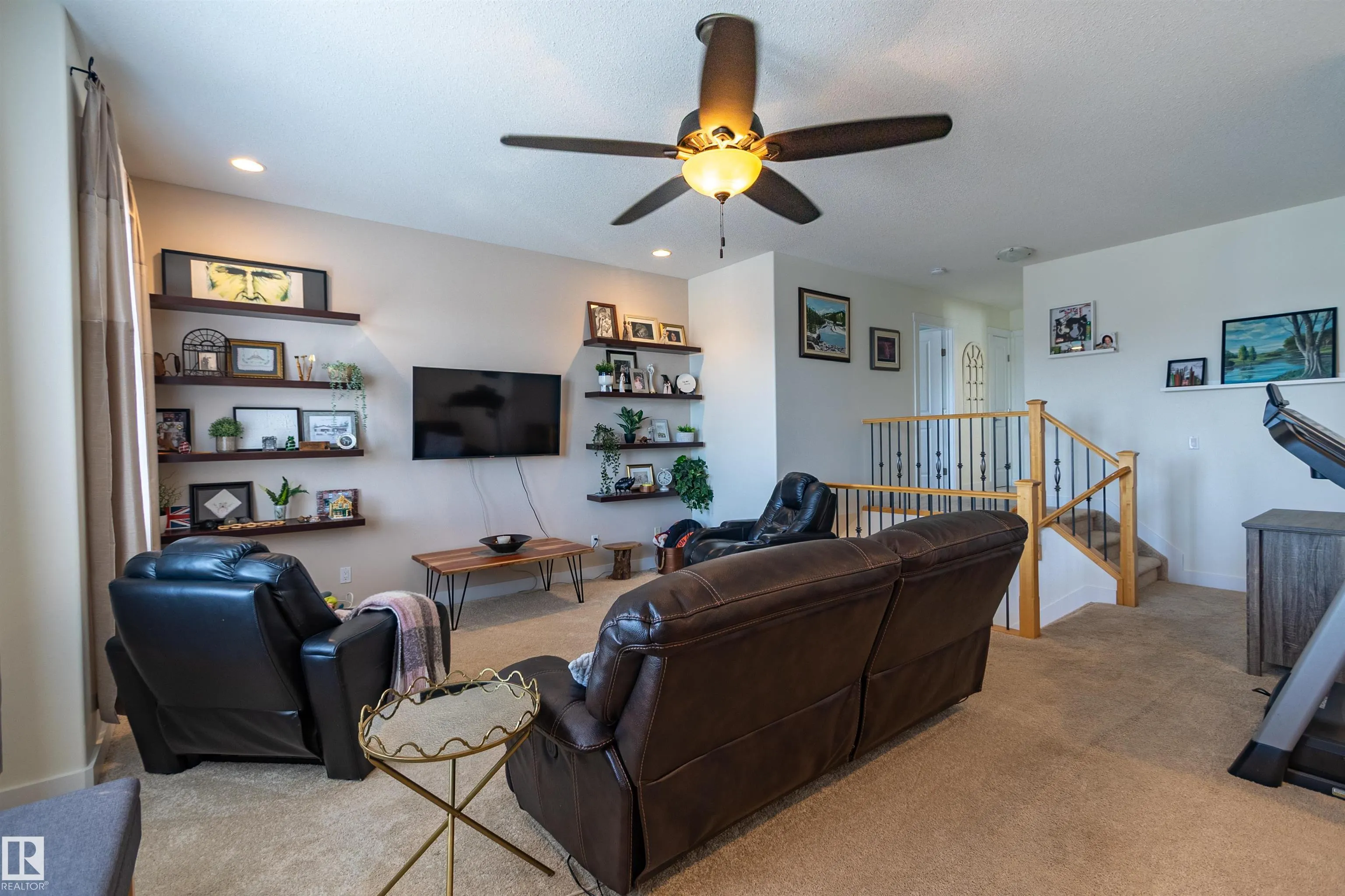 9 Southbridge Crescent
