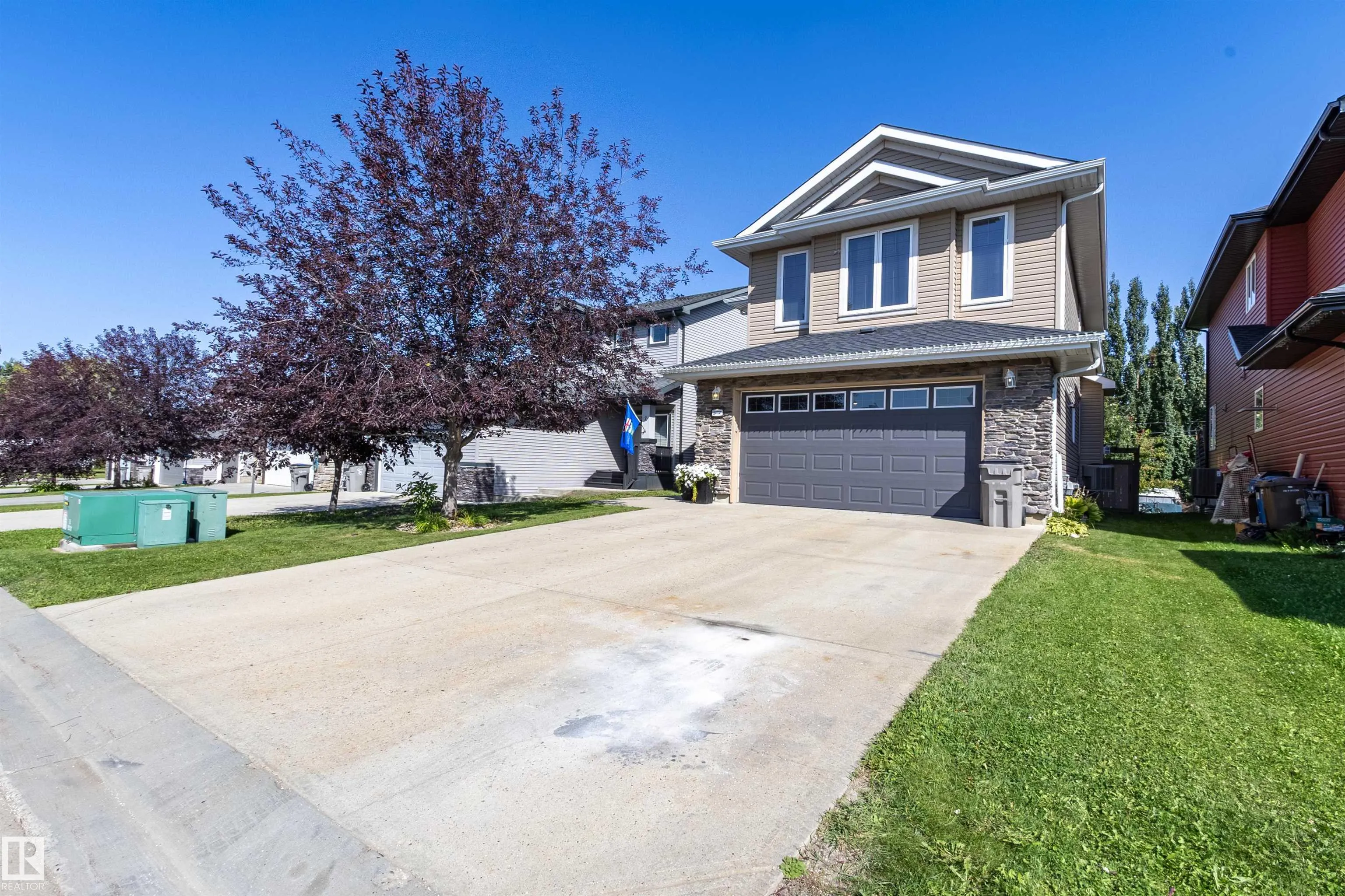 9 Southbridge Crescent