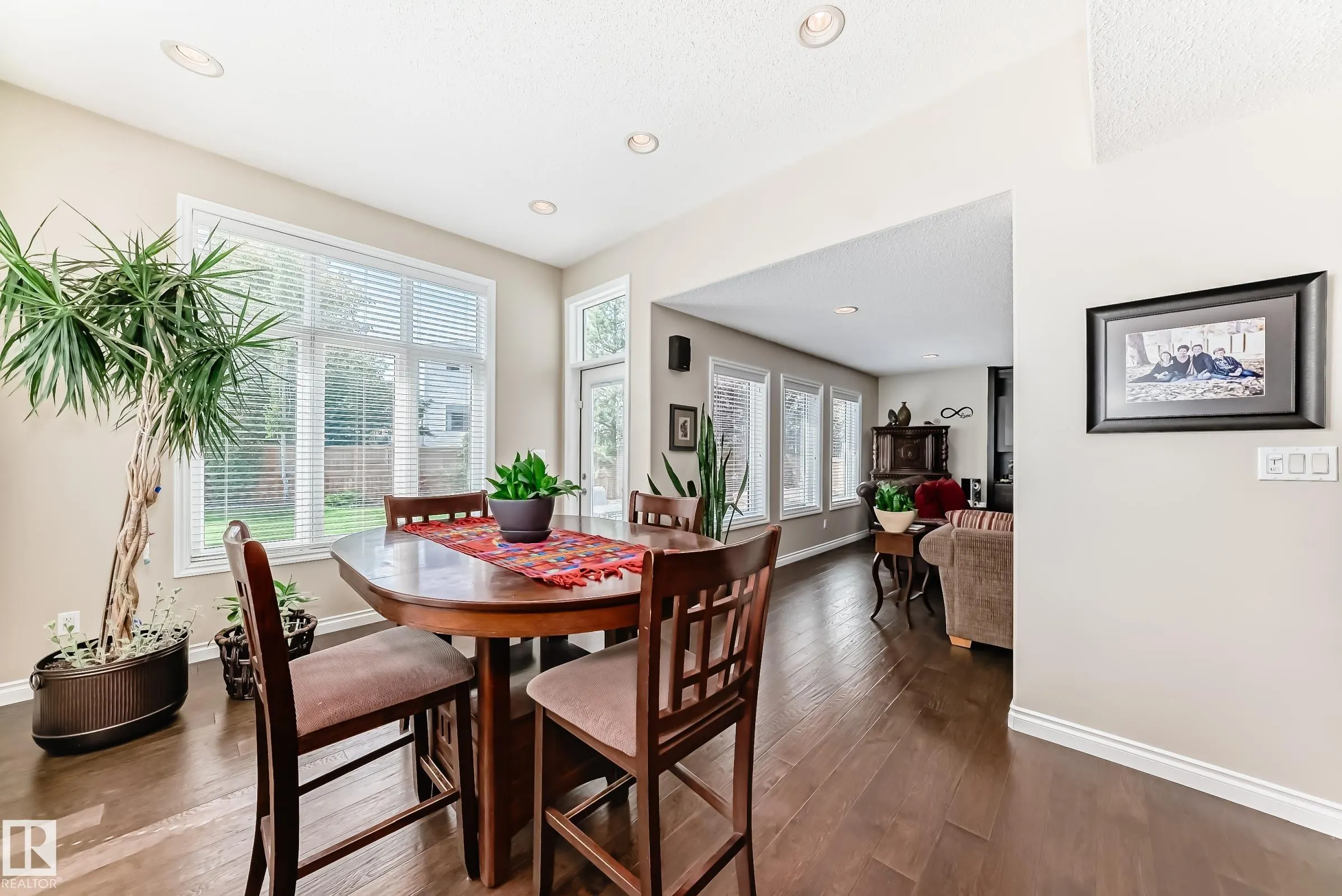 123 FOXBORO Landing