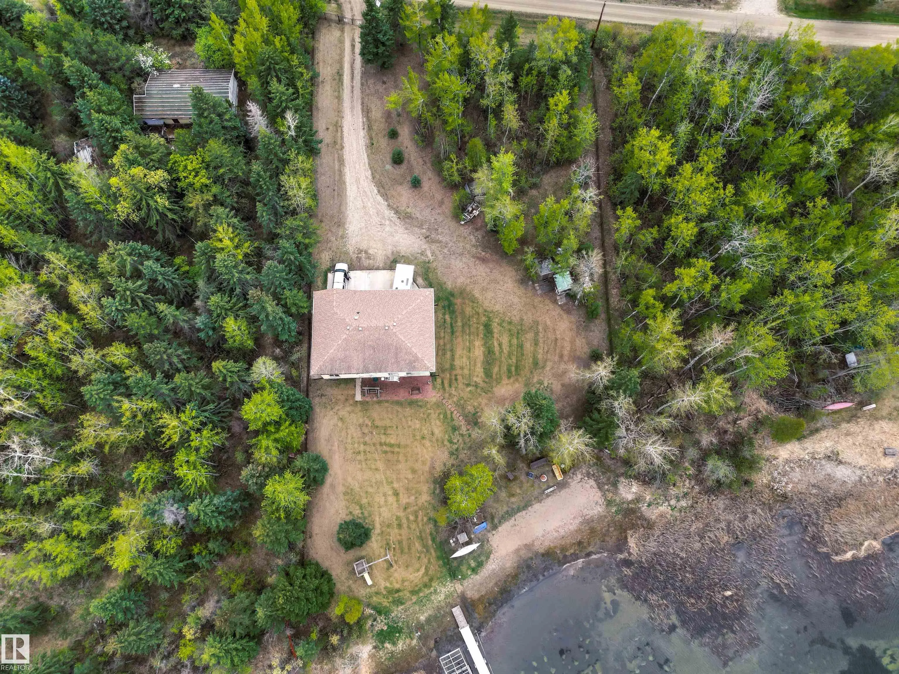 4 Sunshine Bay Road