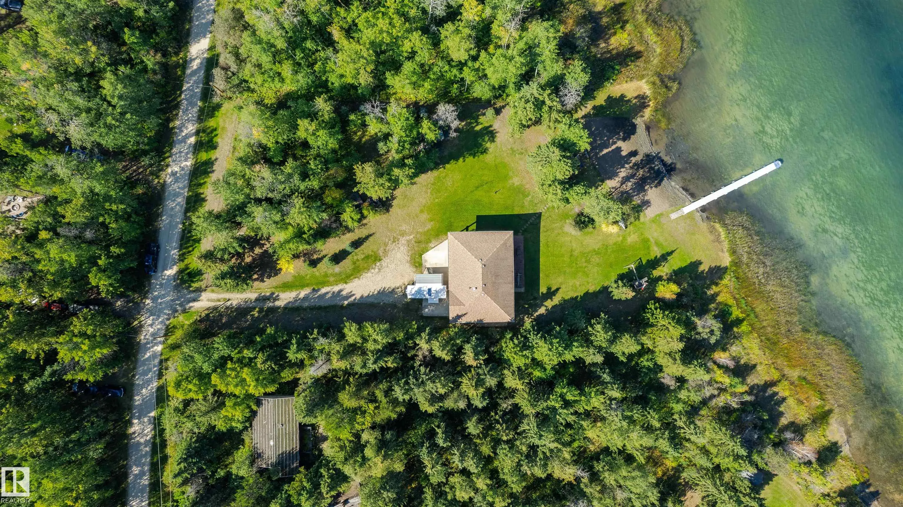 4 Sunshine Bay Road