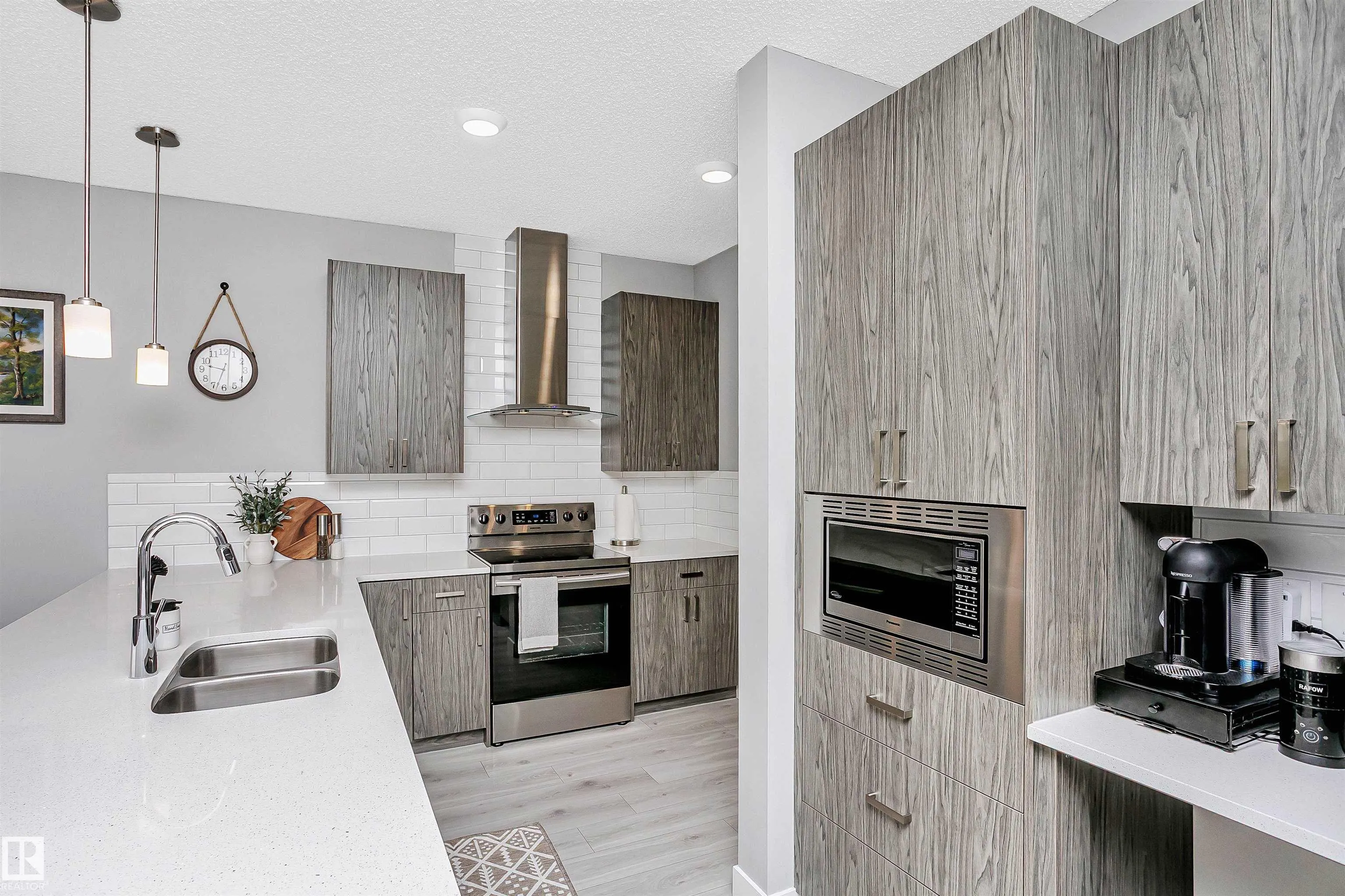 7721 EIFERT Crescent