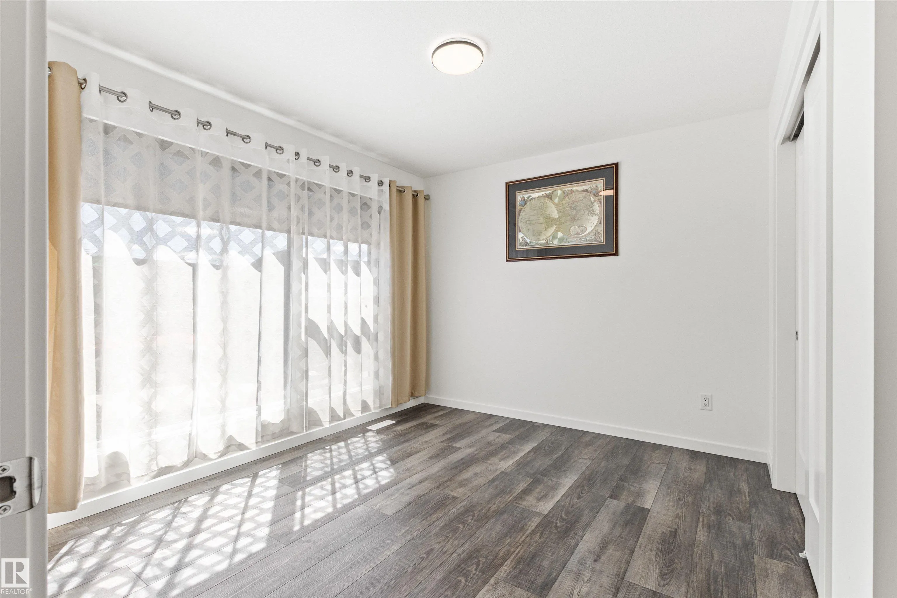 5 RONDEAU Drive
