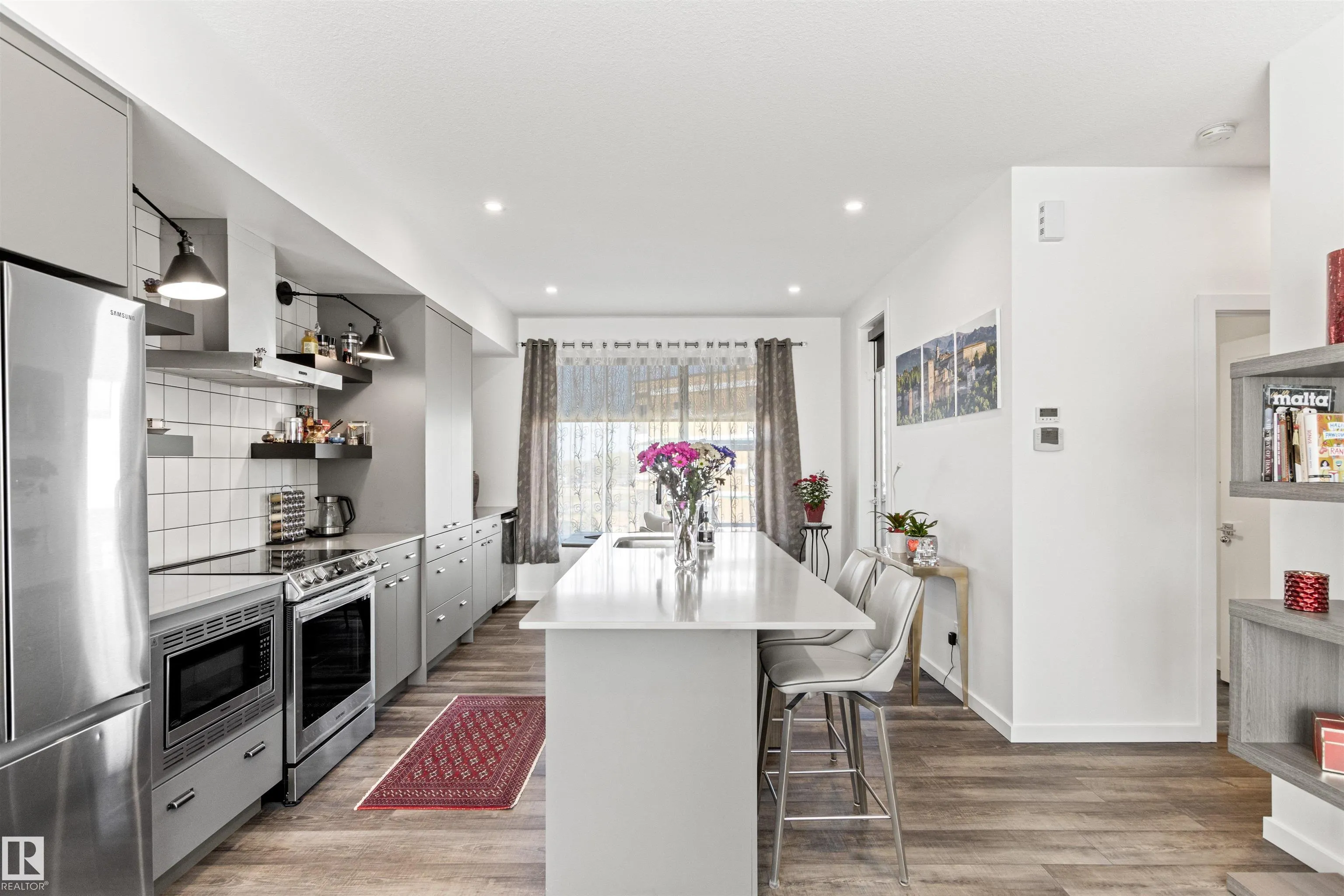 5 RONDEAU Drive