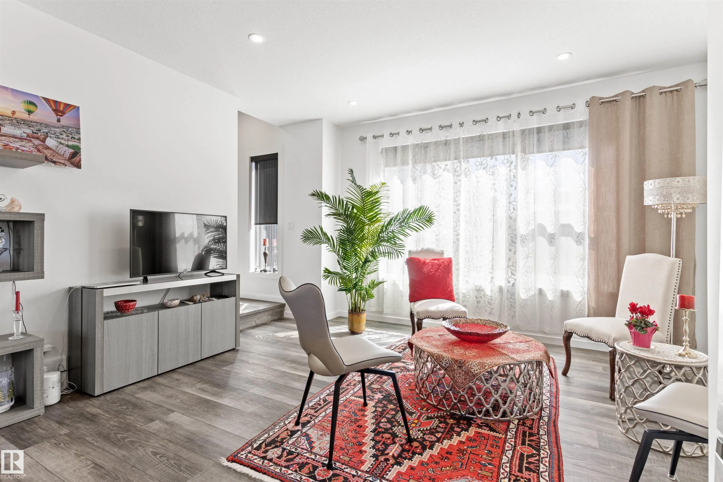 5 RONDEAU Drive