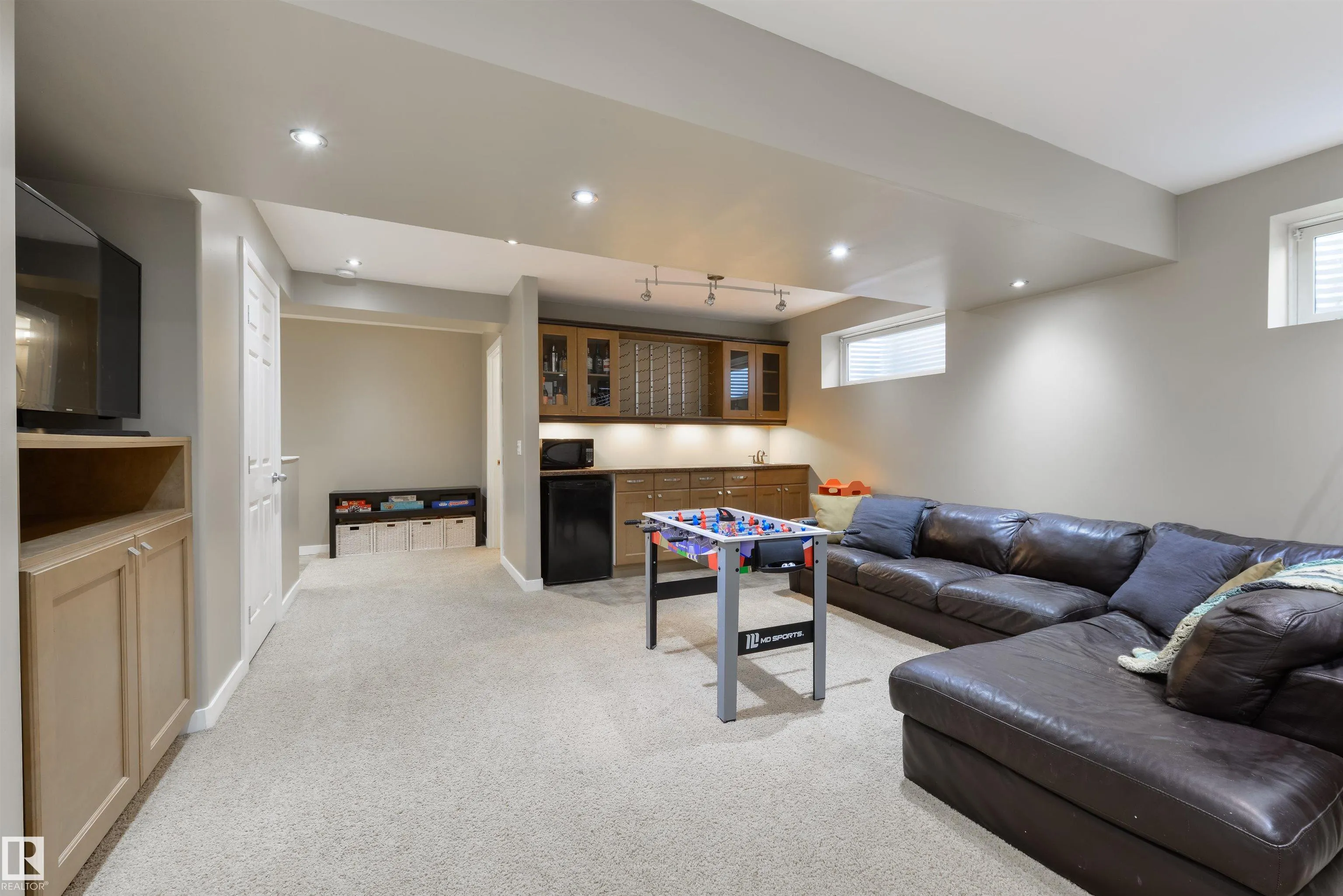 26 LEYLAND Way